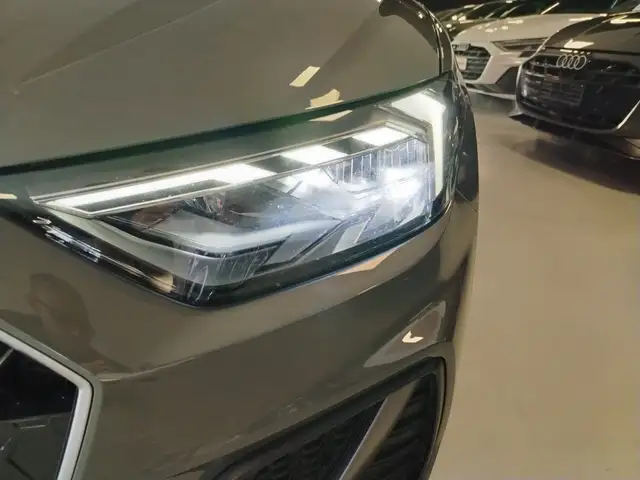 Audi A1 view 11