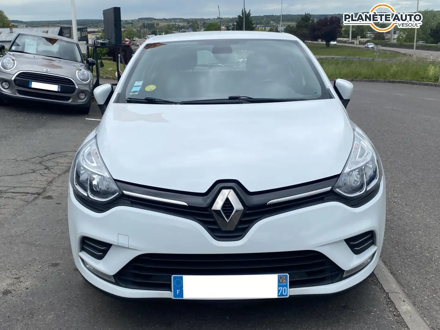 Renault Clio IV 1.5 Energy DCi 75 CV -Sté 2 PLACES -(5825 euros Blanc - 2