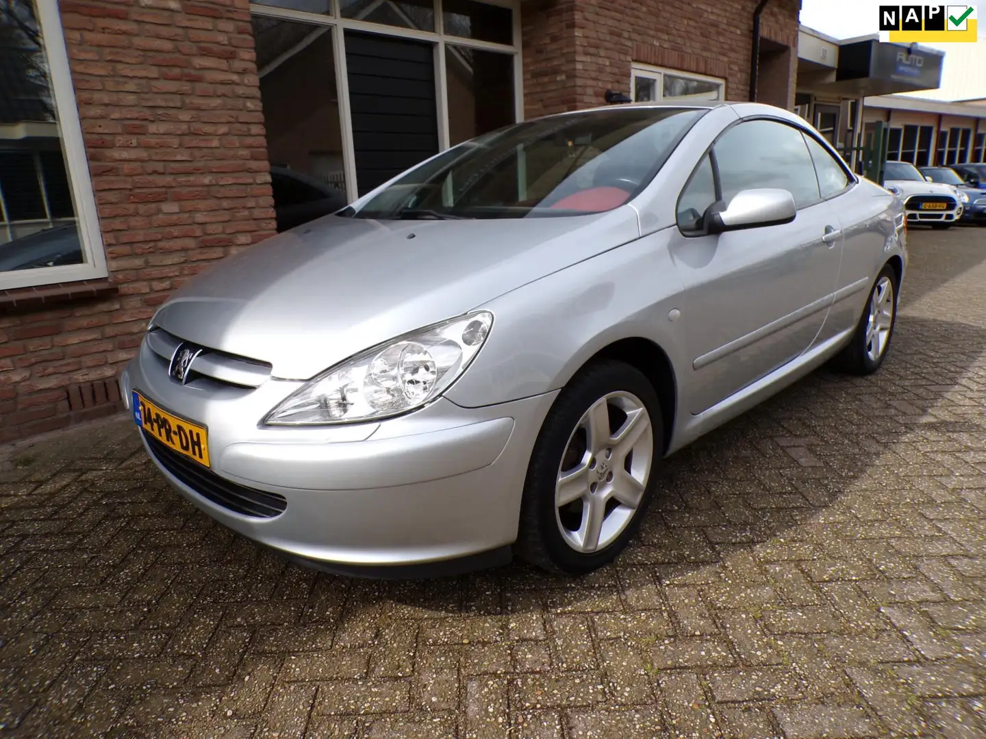 Peugeot 307 CC 2.0-16V Automaat / Leder / Airco Grigio - 1