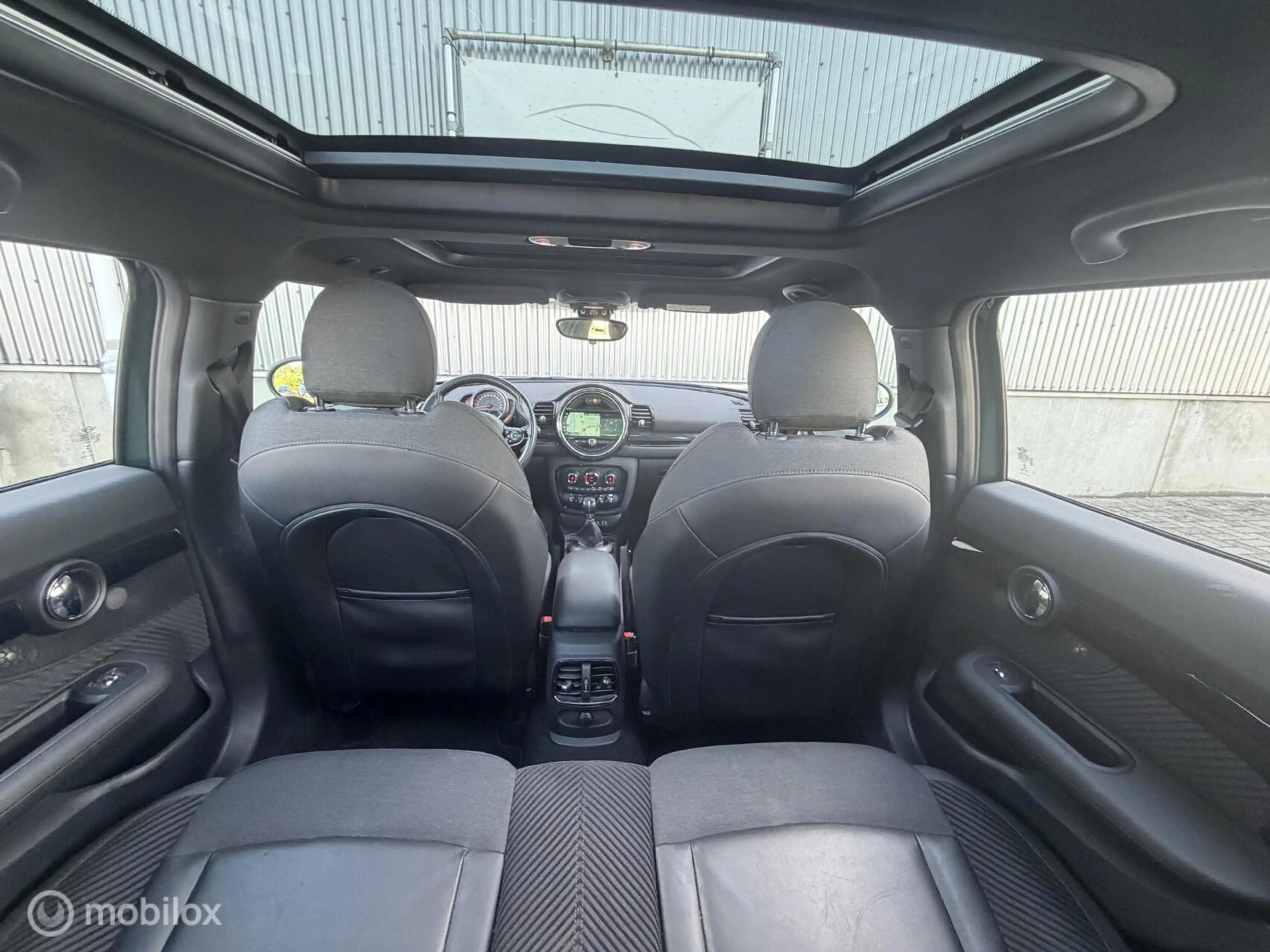MINI Cooper Clubman 1.5 Chili Serious Business 2019 / Panodak / Carpla — photo 16