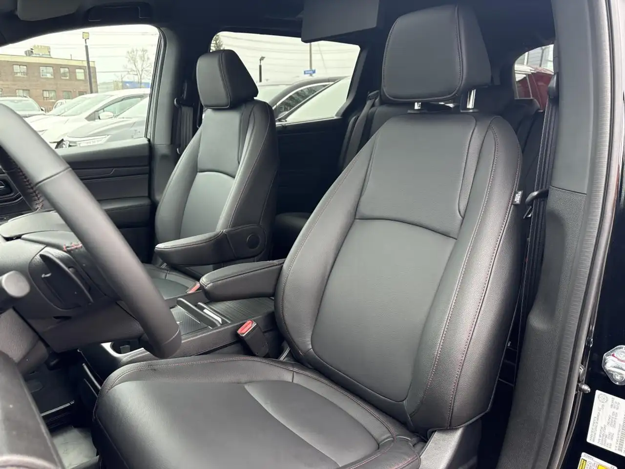 Honda Odyssey снимка Honda Odyssey