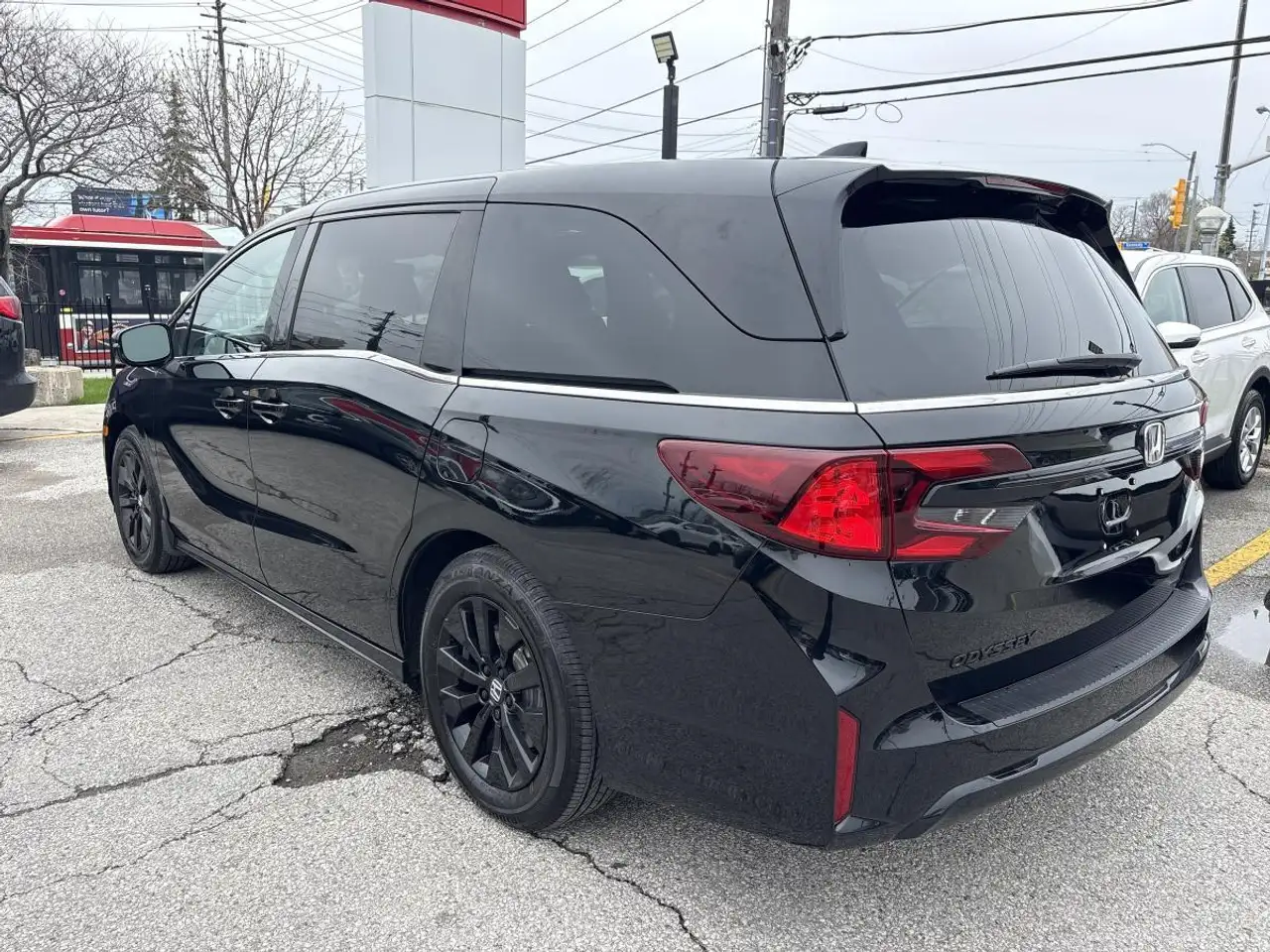 Honda Odyssey снимка Honda Odyssey