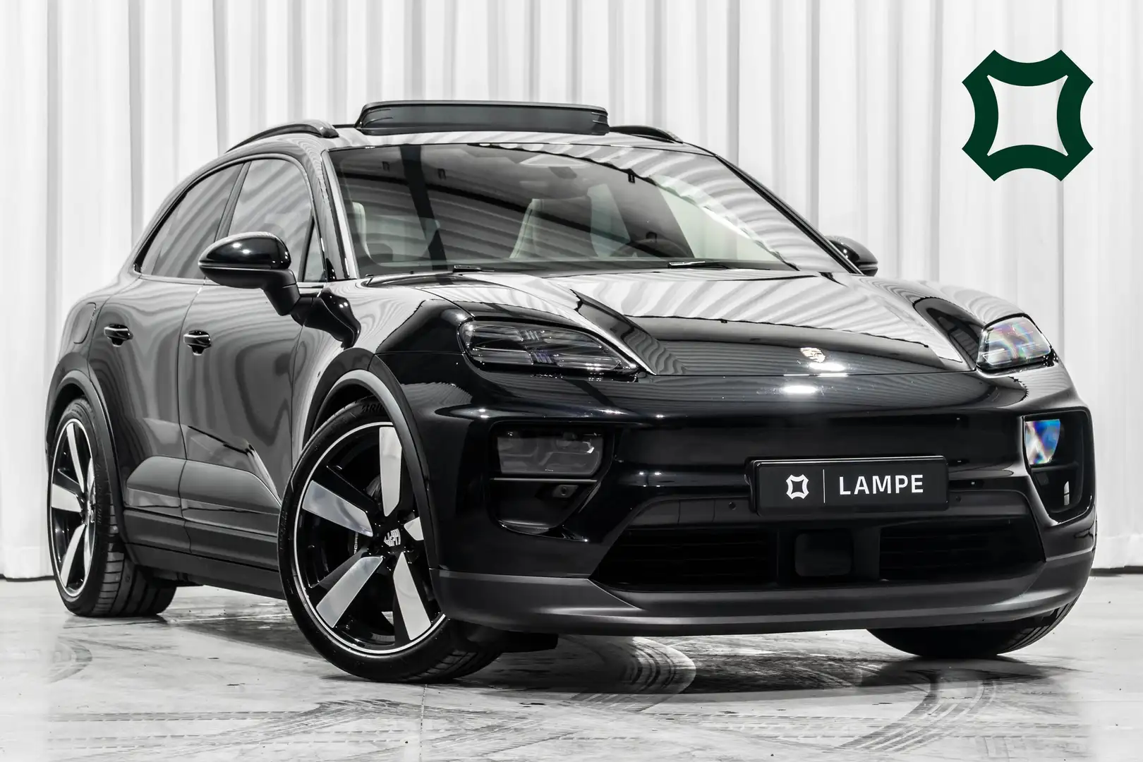 Porsche Macan 4 Electric Pano BOSE Trekhaak MatrixLED Camera ACC Nero - 1