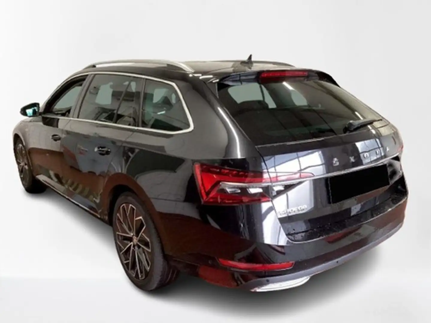 Skoda Superb Combi 1.4 TSI iV DSG L&K NAVI AREAVIEW DCC MATR... Schwarz - 2