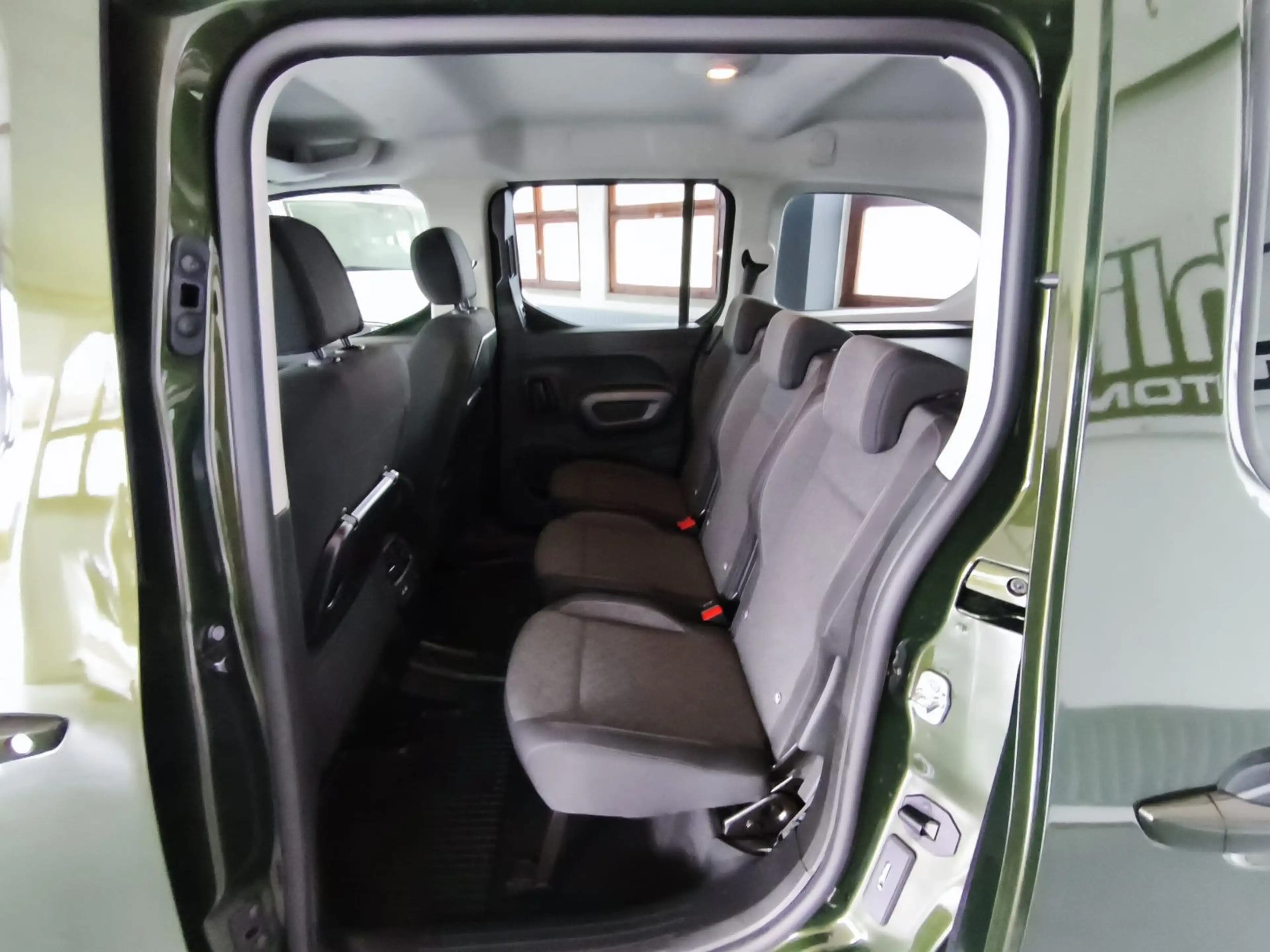 Opel Combo Life Elegance-L2H1-LED,Navi,RFK,7Sitzer,M1 — photo 14