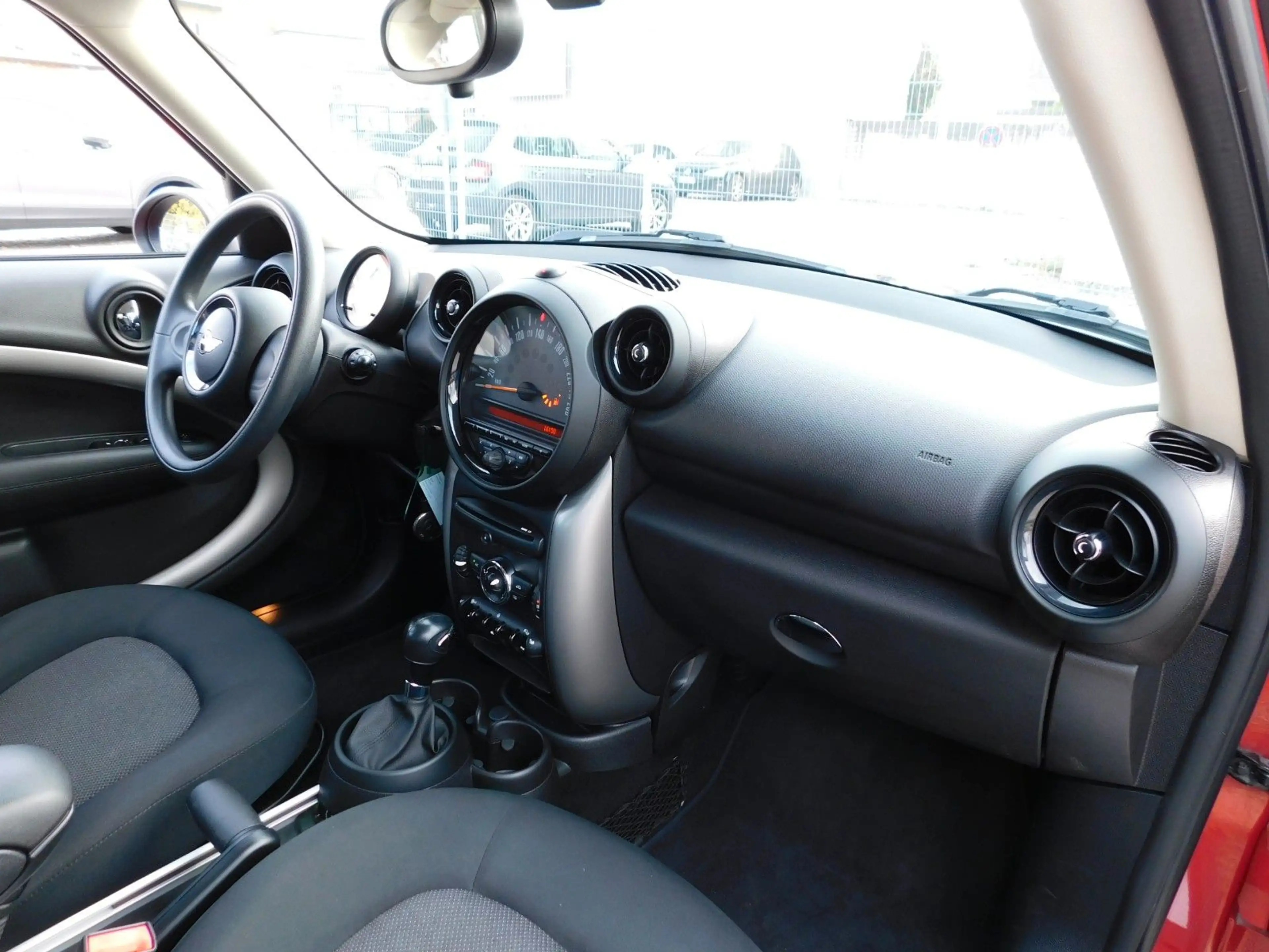 MINI Cooper D Countryman Cooper D All4 — photo 7