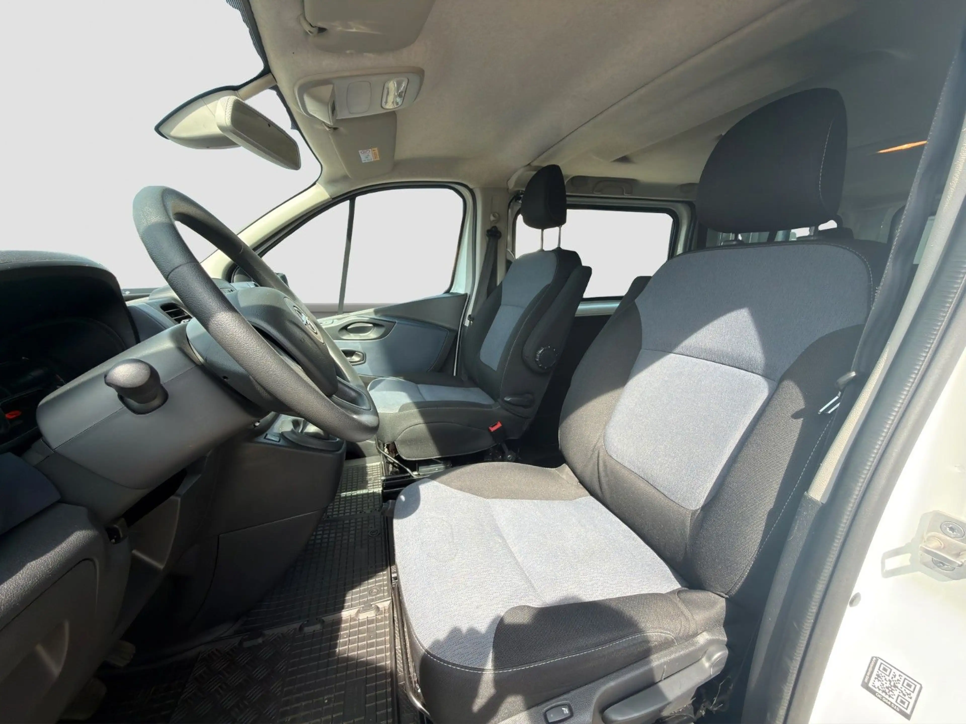 Opel Vivaro *8-Sitze*L2H1* Navi*Klima*PDC*SHZ*PDC* — photo 14