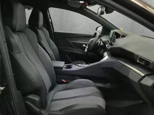Peugeot 5008 view 13