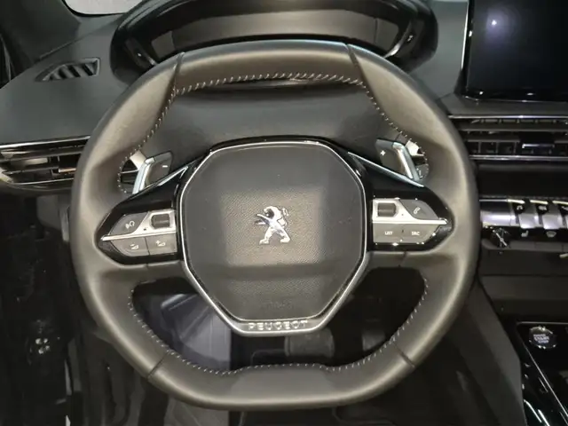 Peugeot 5008 view 10