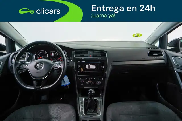 Volkswagen Golf view 13