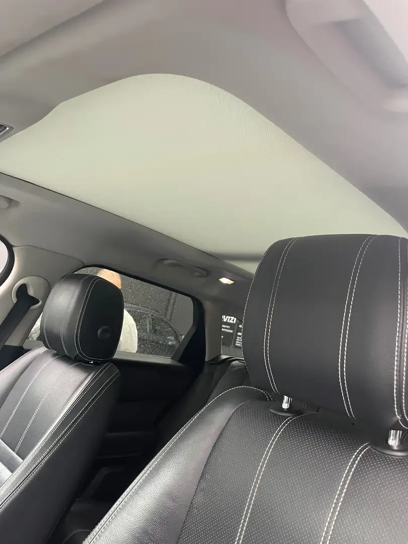 Land Rover Range Rover Velar Rover Velar 2.0d i4 R-Dynamic S 240cv auto my20 Nero - 2