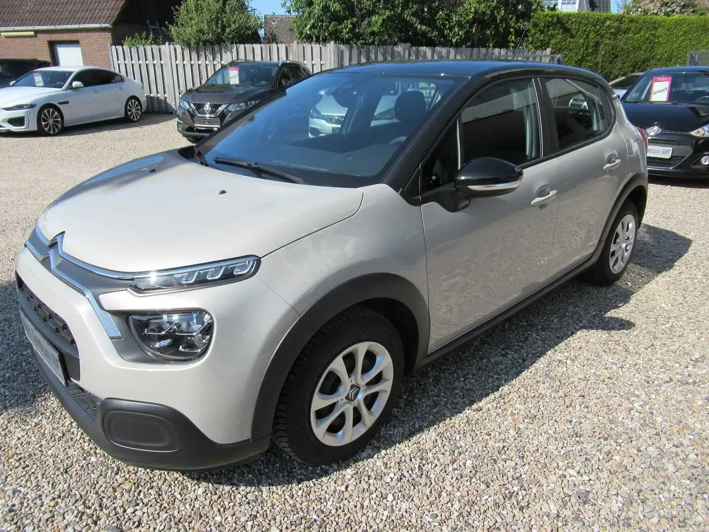 Citroen C3 Pure Tech 83 FEEL Weiß - 1