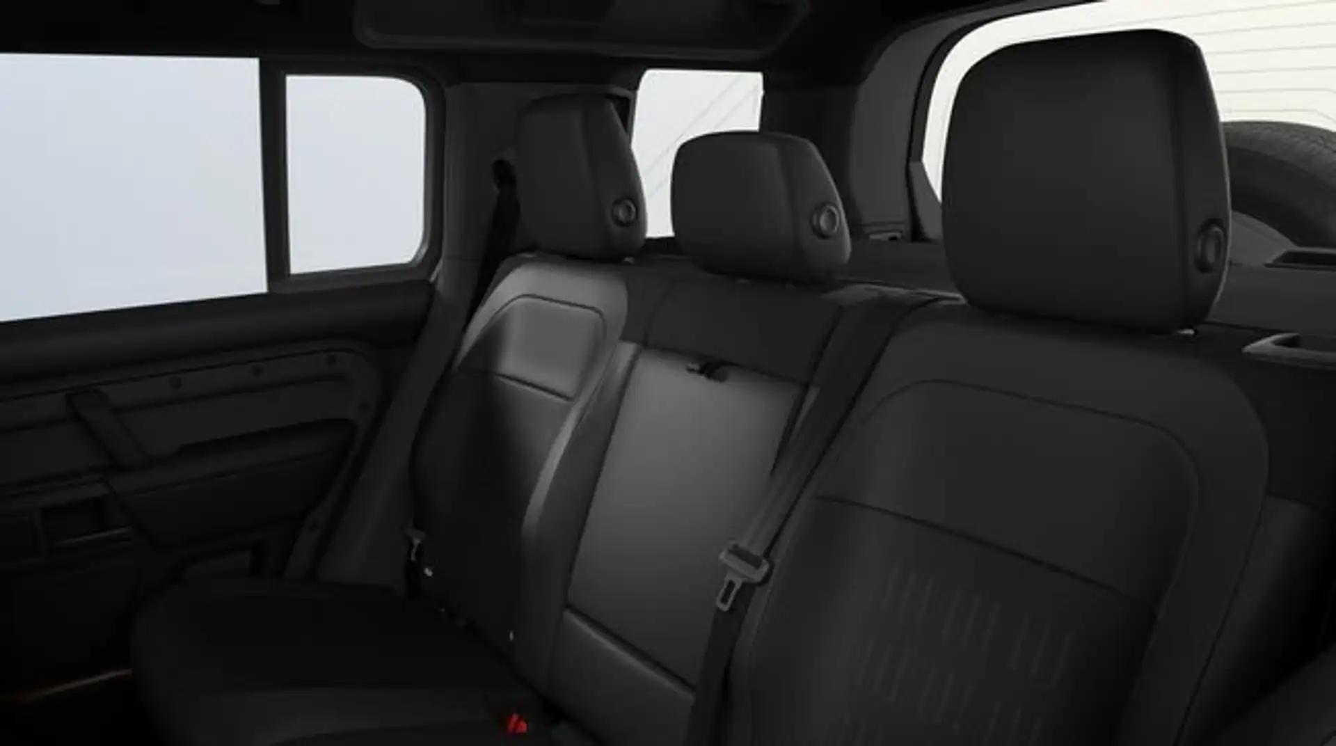 랜드로버 레인지로버 스포츠 Defender P635 OCTA 2026 검정 사진 7