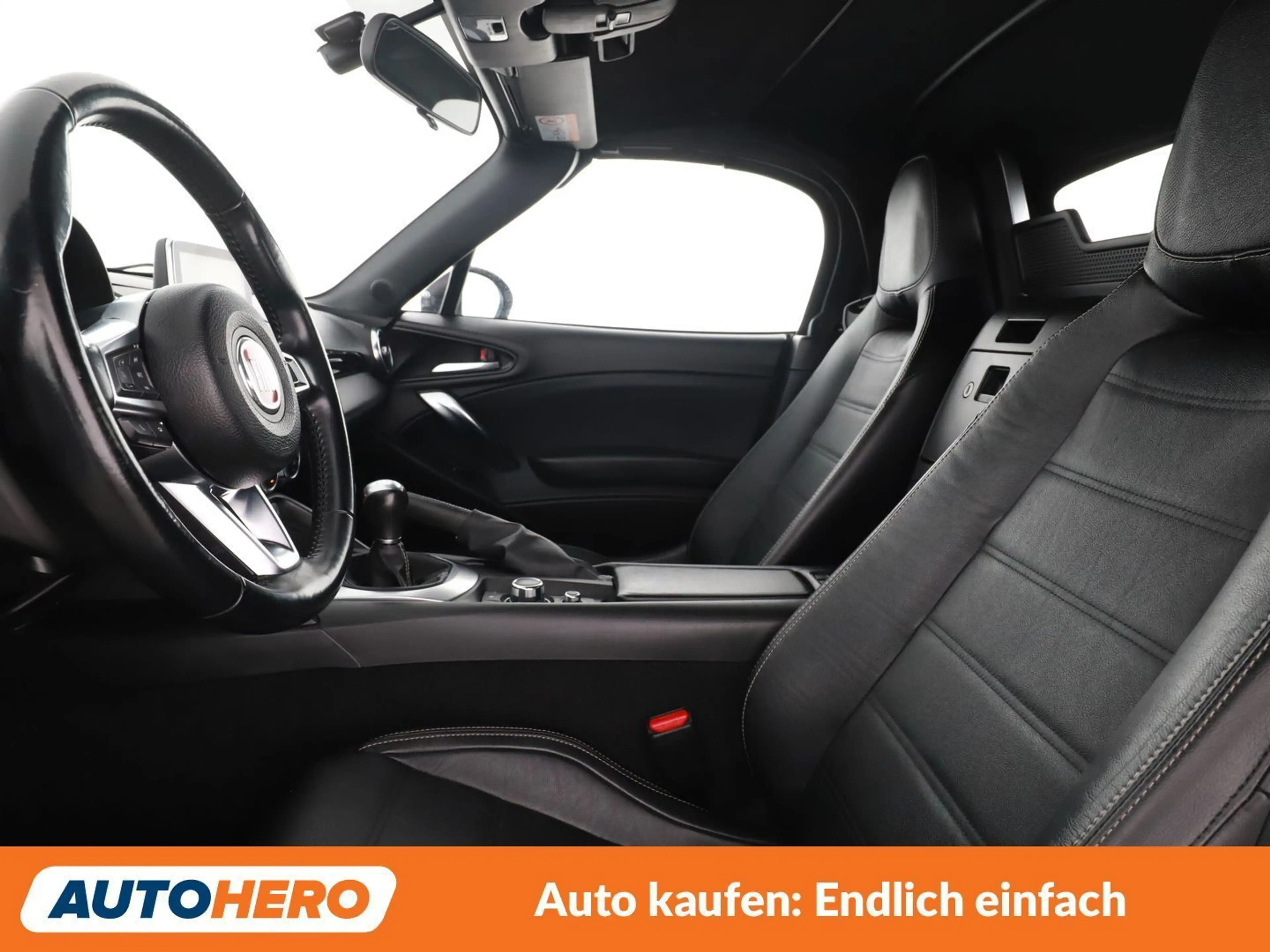 Fiat 124 Spider 1.4 Turbo Lusso — photo 10