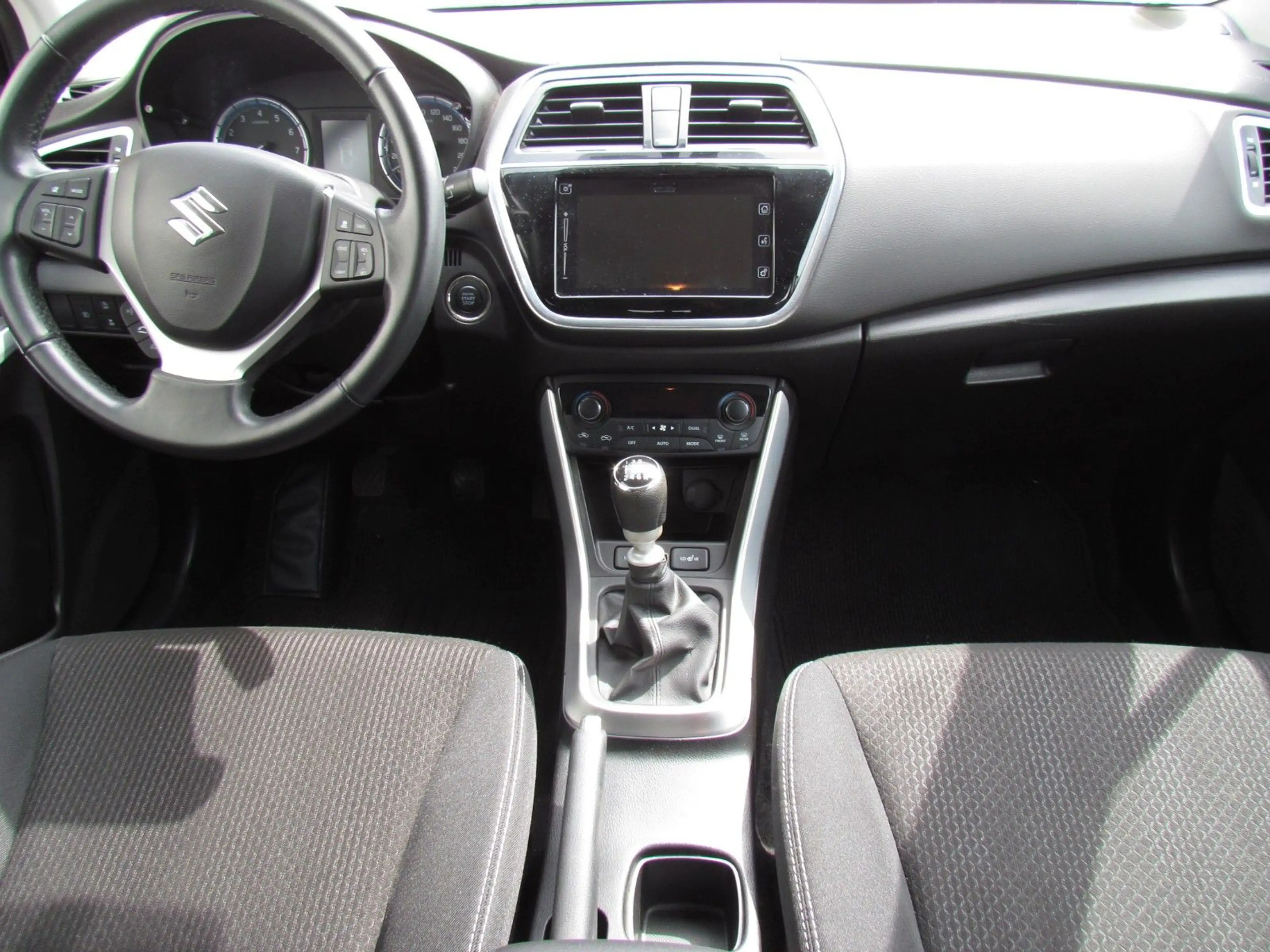 Suzuki SX4 S-Cross Comfort +Tüv+Allwetter+ — photo 15