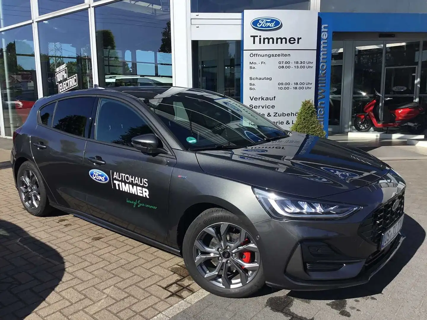 Ford Focus Limousine 1.0 EcoBoost Hybrid ST-LINE Grau - 1