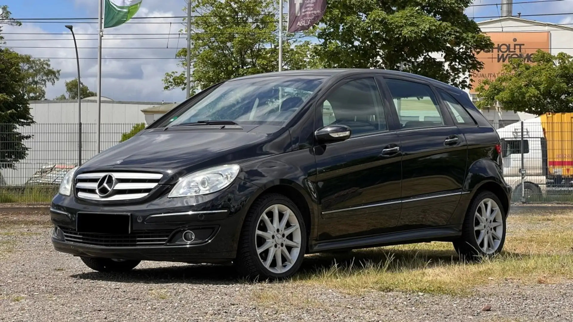 Mercedes-Benz B 200 Automatik #Sport #Alufelgen #Scheckheft Noir - 1