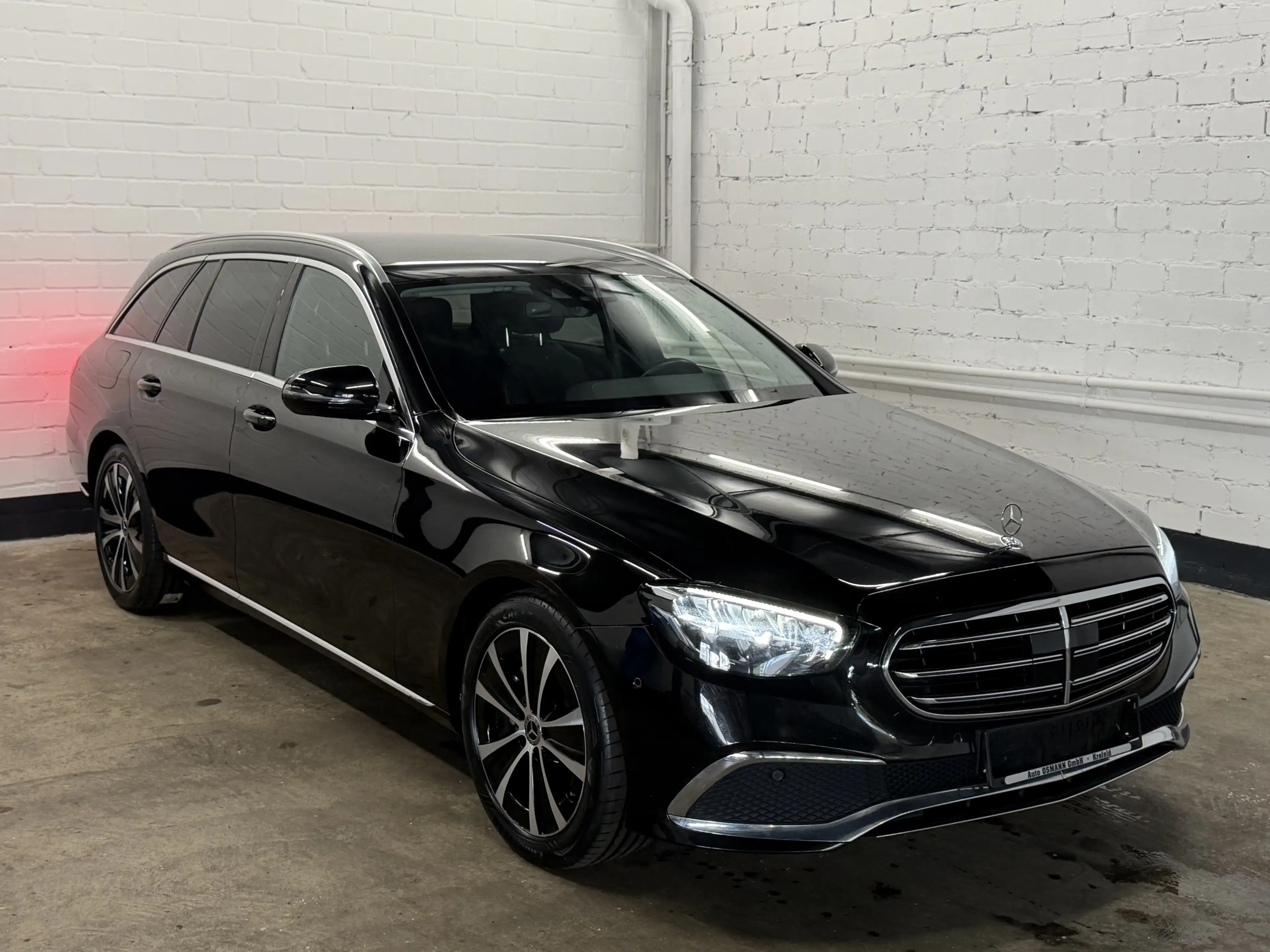Mercedes-Benz E 220 d T 9G-TRONIC | RFK | LED | DAB — photo 3