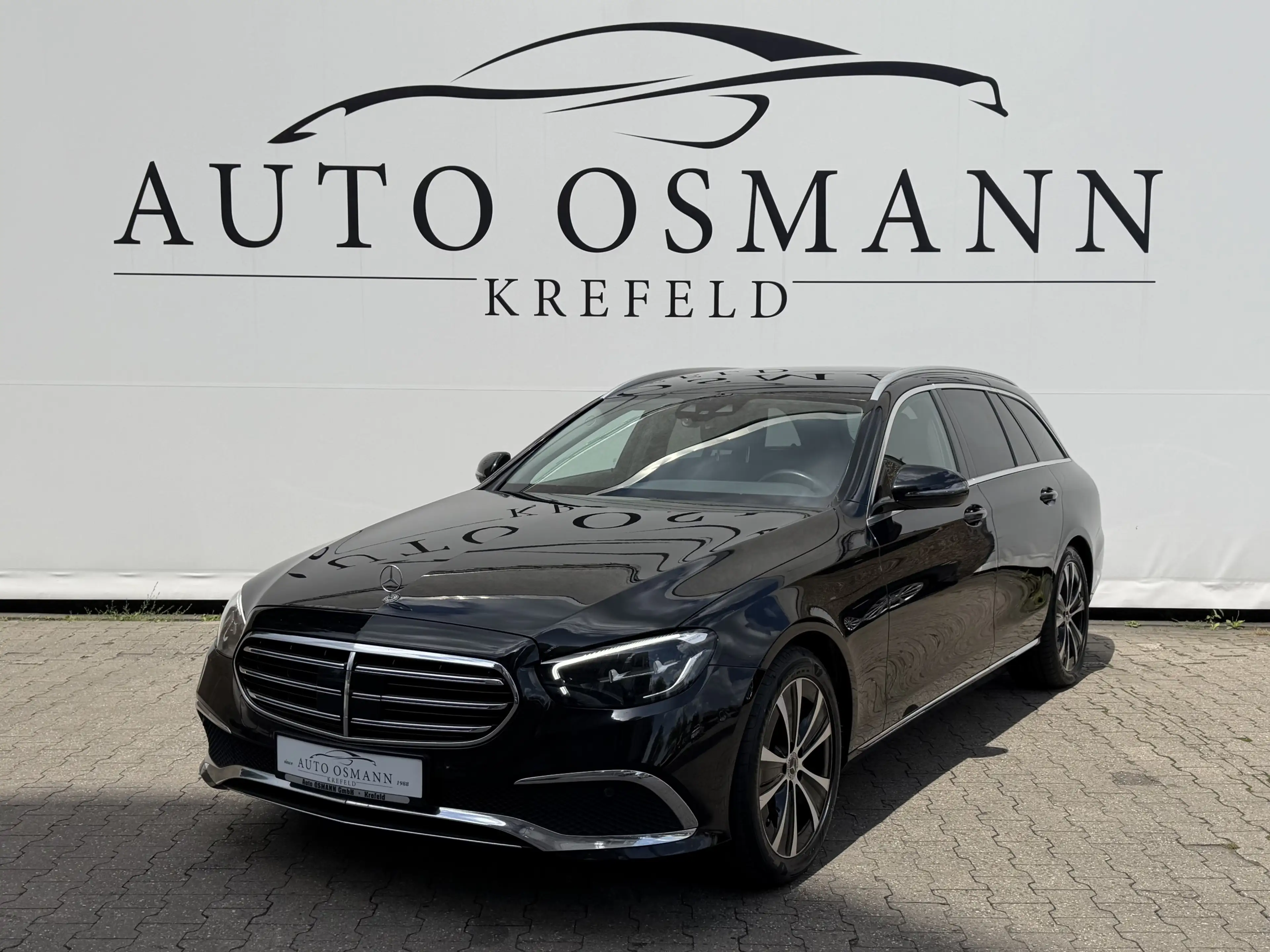 Mercedes-Benz E 220 d T 9G-TRONIC | RFK | LED | DAB