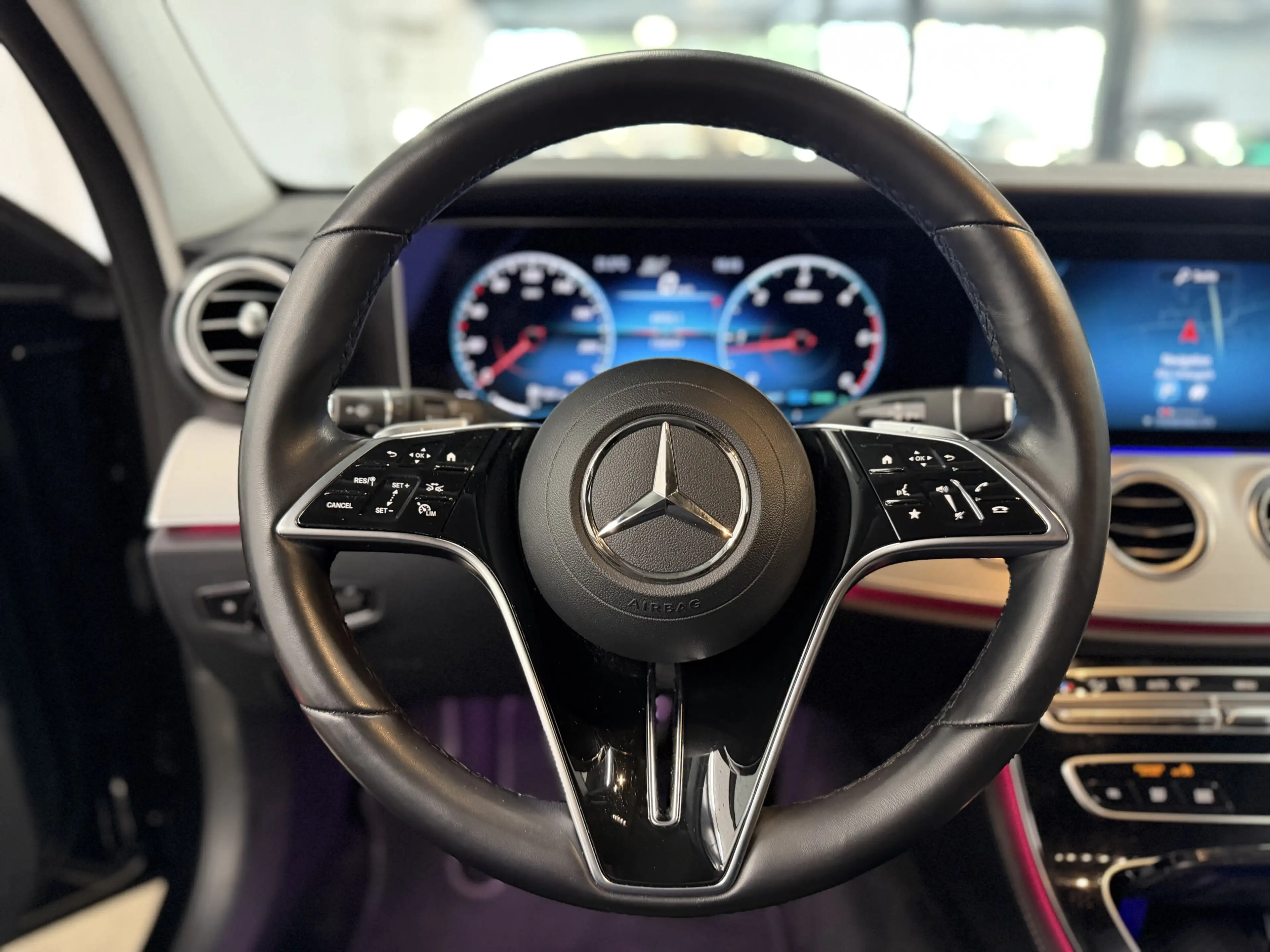 Mercedes-Benz E 220 d T 9G-TRONIC | RFK | LED | DAB — photo 10