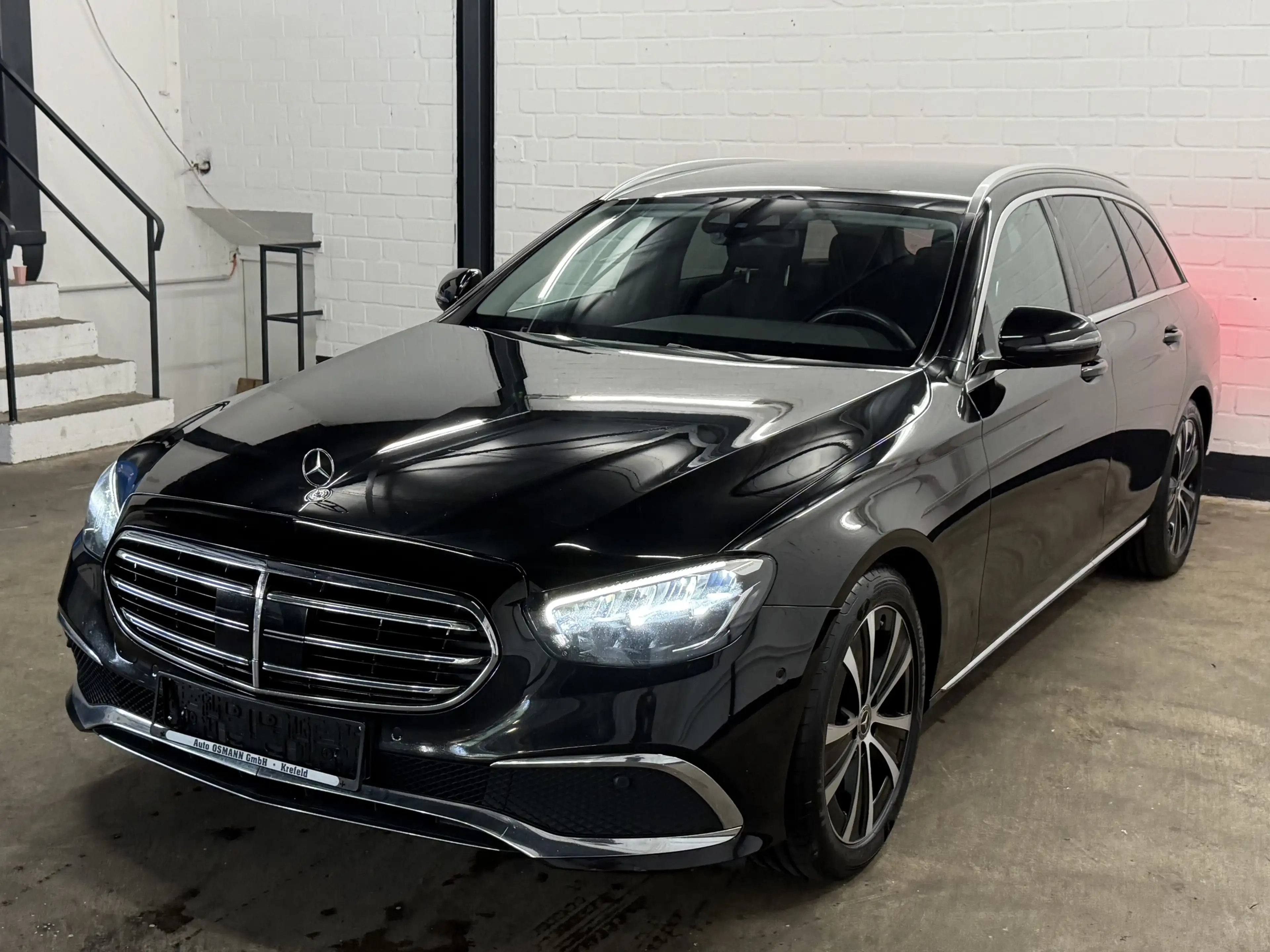 Mercedes-Benz E 220 d T 9G-TRONIC | RFK | LED | DAB — photo 4