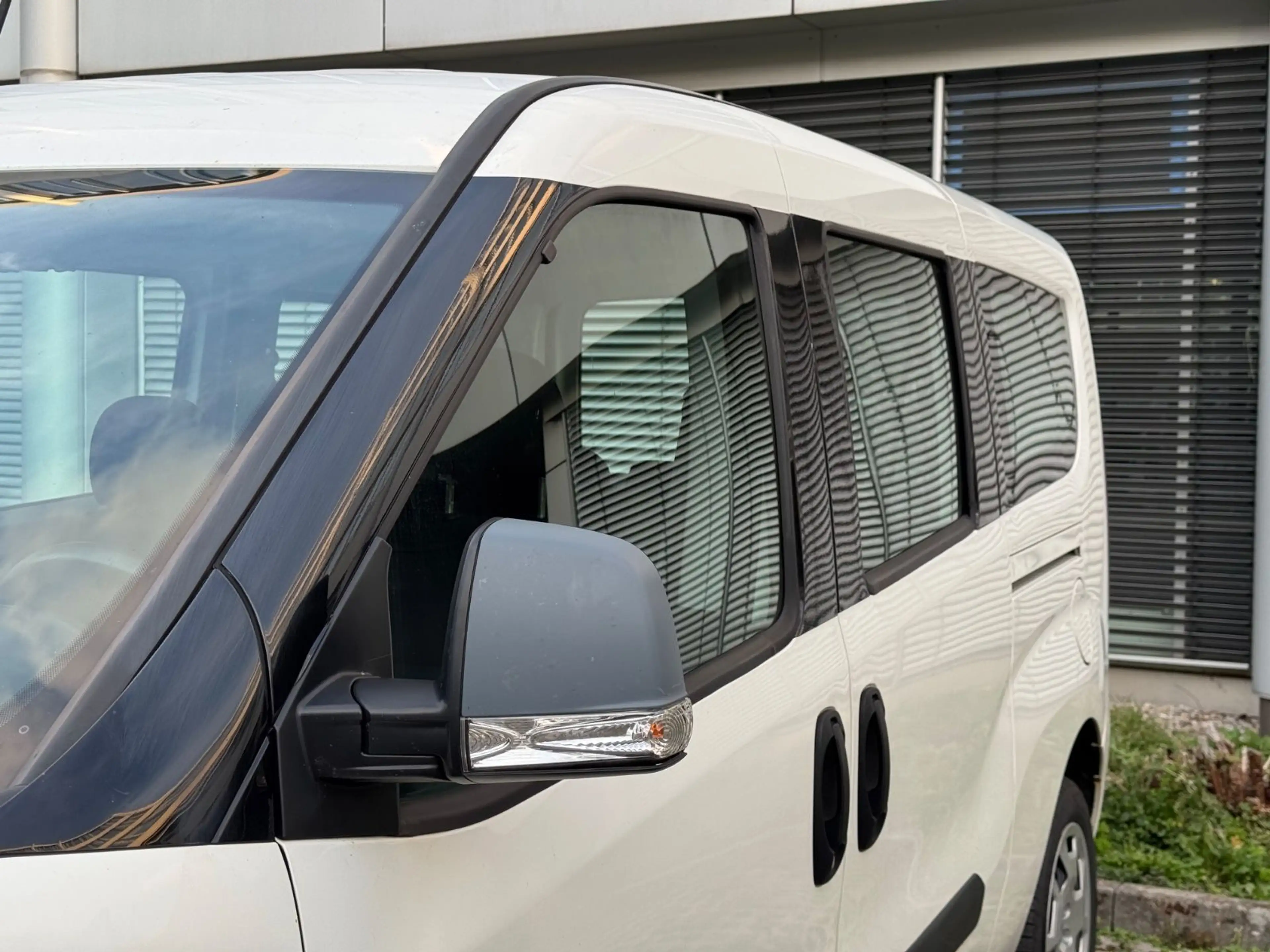 Fiat Doblo Doblò SX Maxi Kombi — photo 11