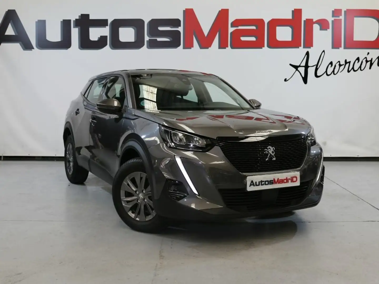 Peugeot 2008 Active Puretech 100 S&S BVM6 Grau - 1