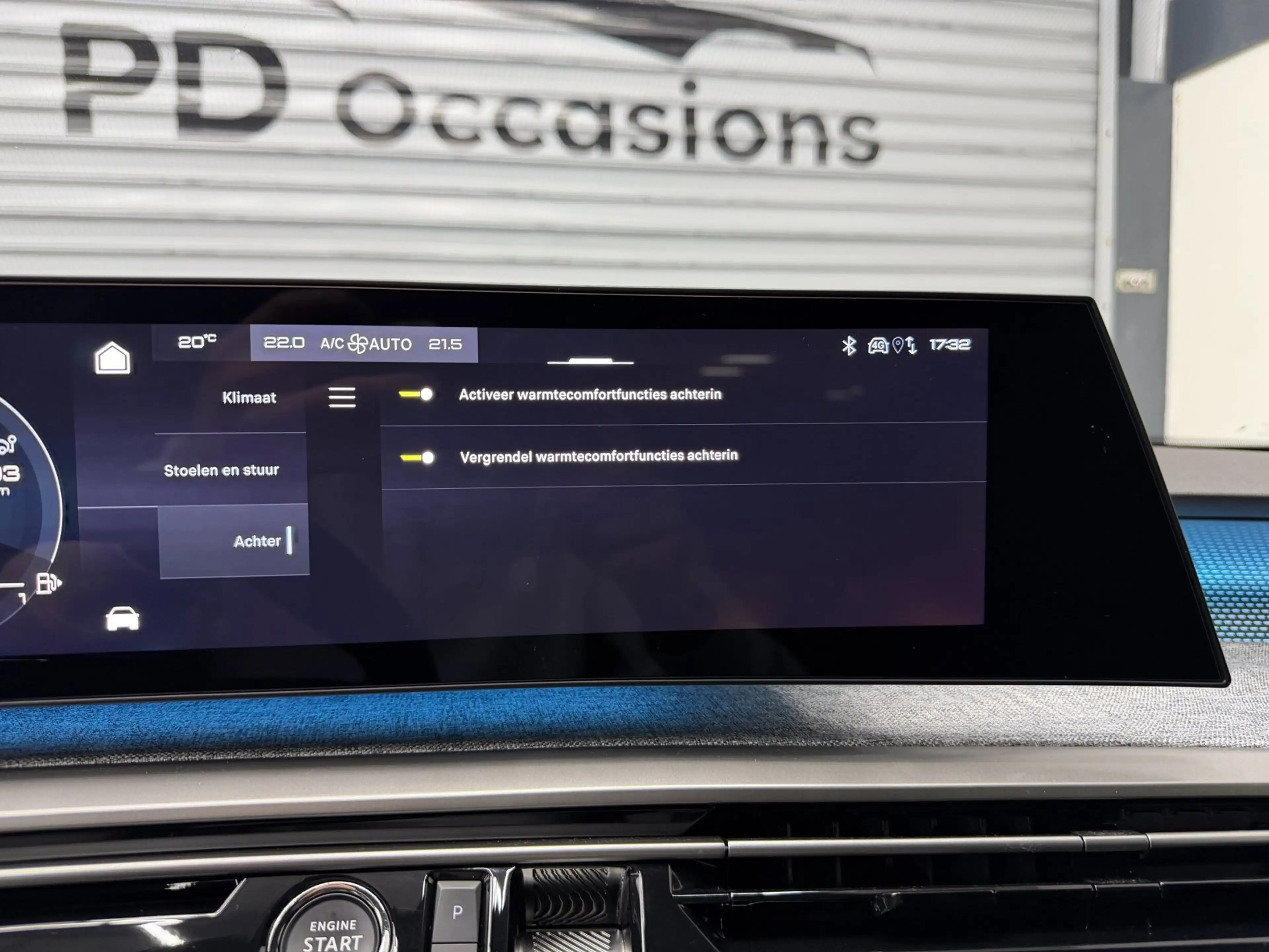 Peugeot 5008 1.2 Hybrid 145 GT 7p - (360) Camera - ACC - Clima — photo 38