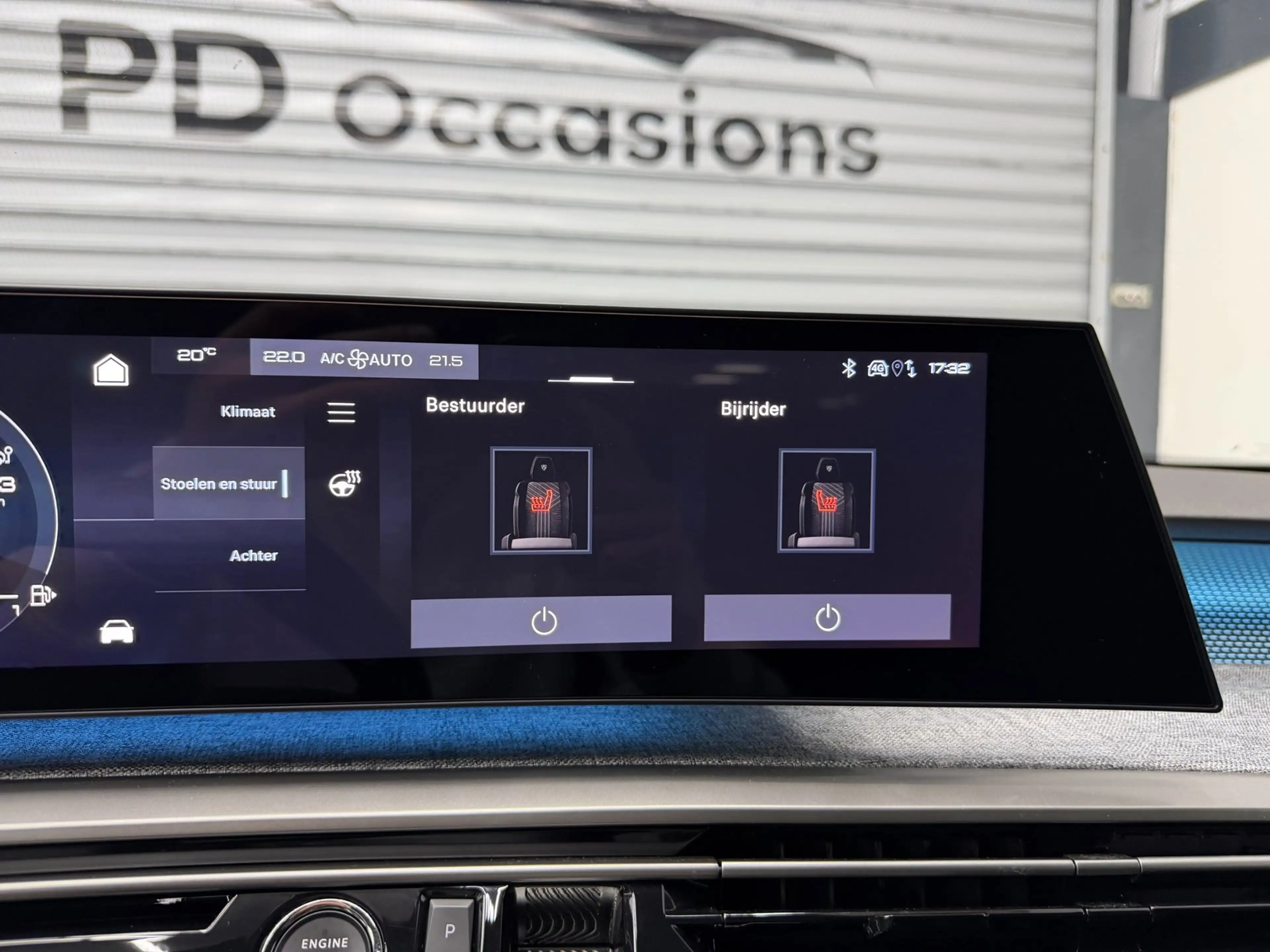 Peugeot 5008 1.2 Hybrid 145 GT 7p - (360) Camera - ACC - Clima — photo 37