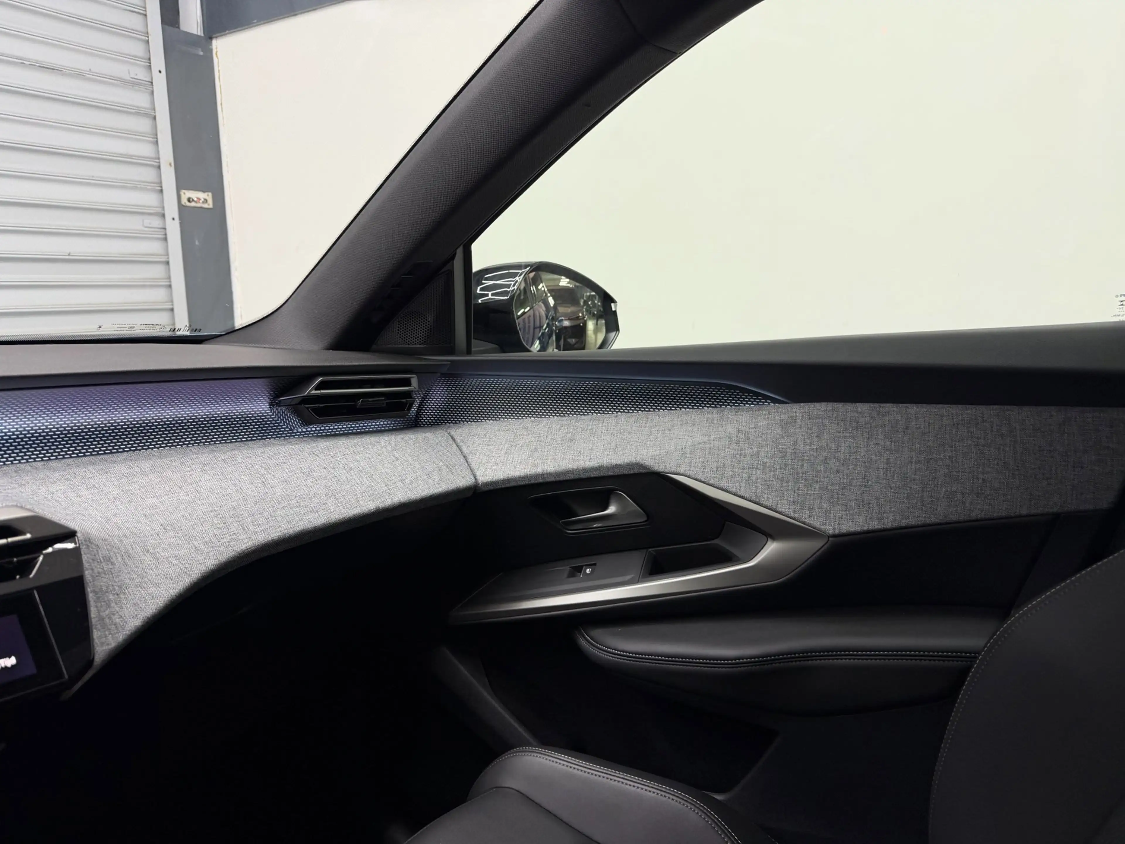 Peugeot 5008 1.2 Hybrid 145 GT 7p - (360) Camera - ACC - Clima — photo 13