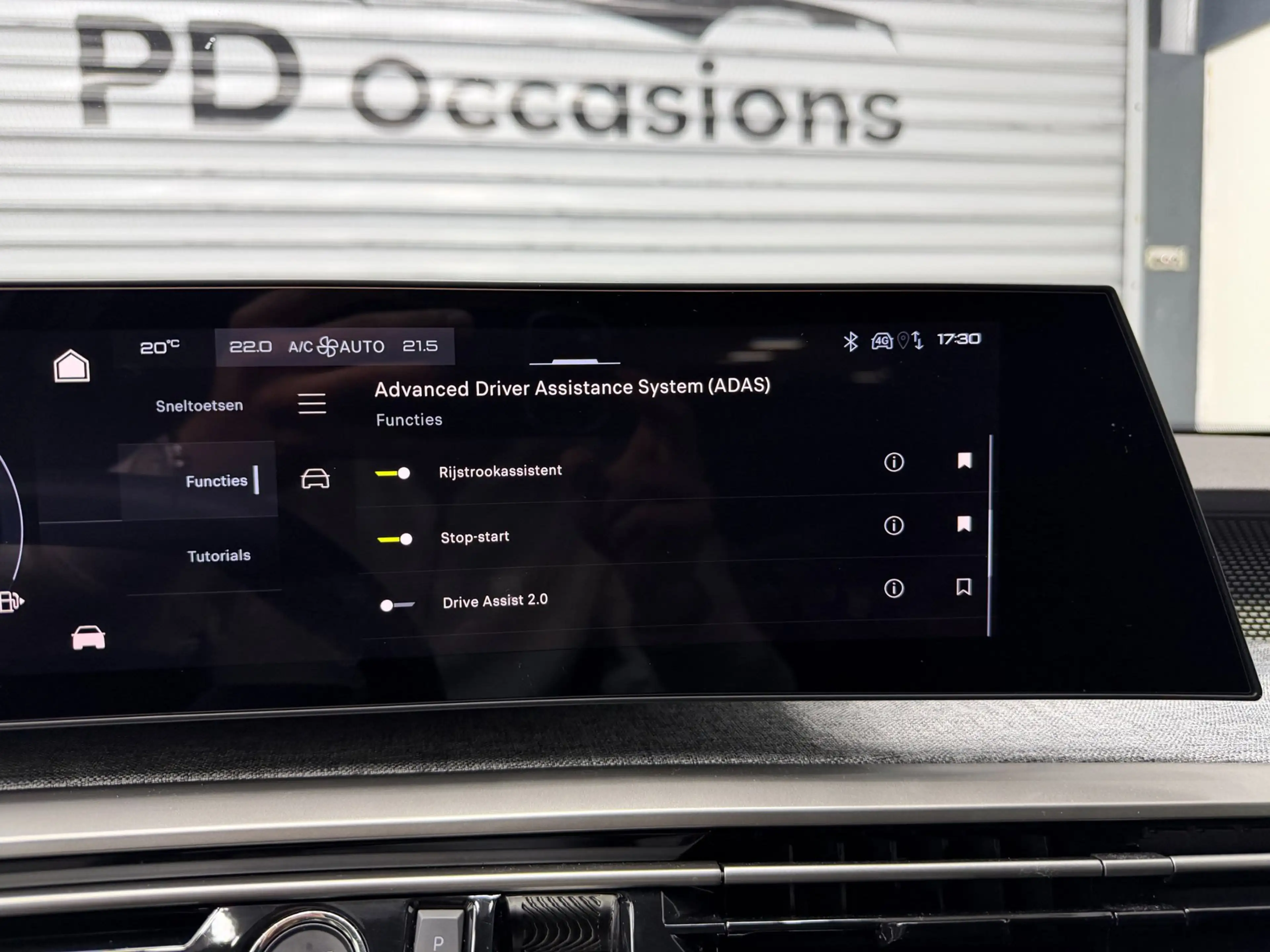 Peugeot 5008 1.2 Hybrid 145 GT 7p - (360) Camera - ACC - Clima — photo 32
