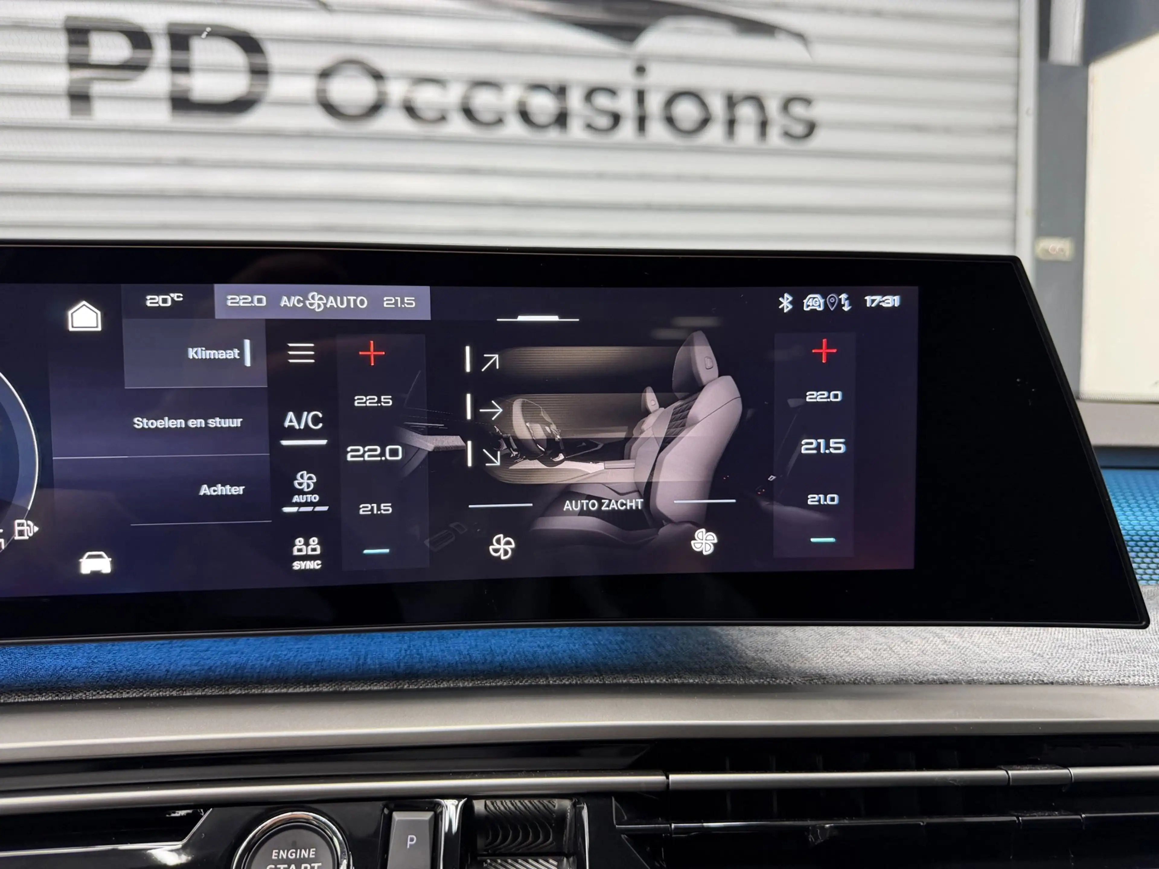 Peugeot 5008 1.2 Hybrid 145 GT 7p - (360) Camera - ACC - Clima — photo 36