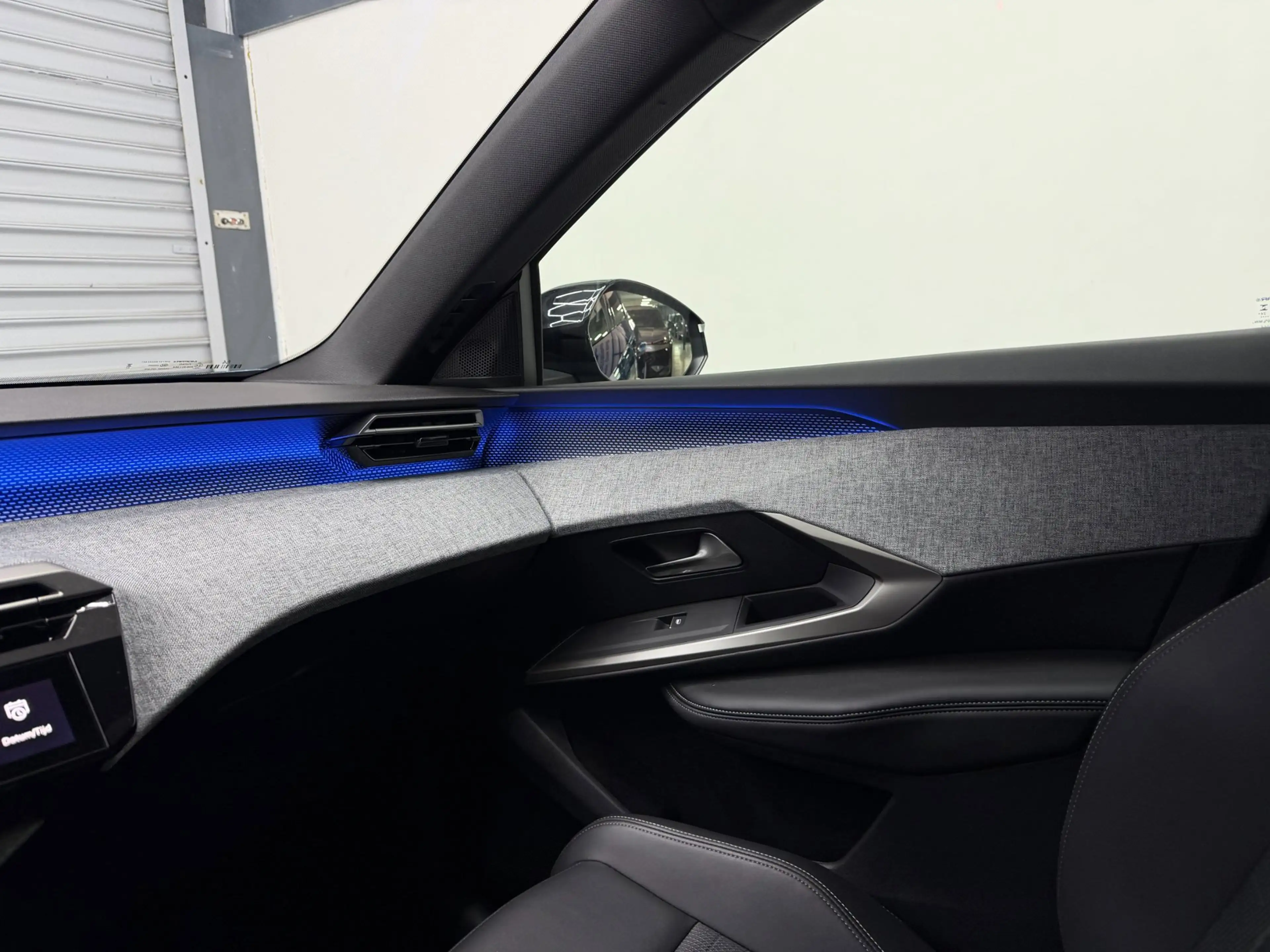 Peugeot 5008 1.2 Hybrid 145 GT 7p - (360) Camera - ACC - Clima — photo 14