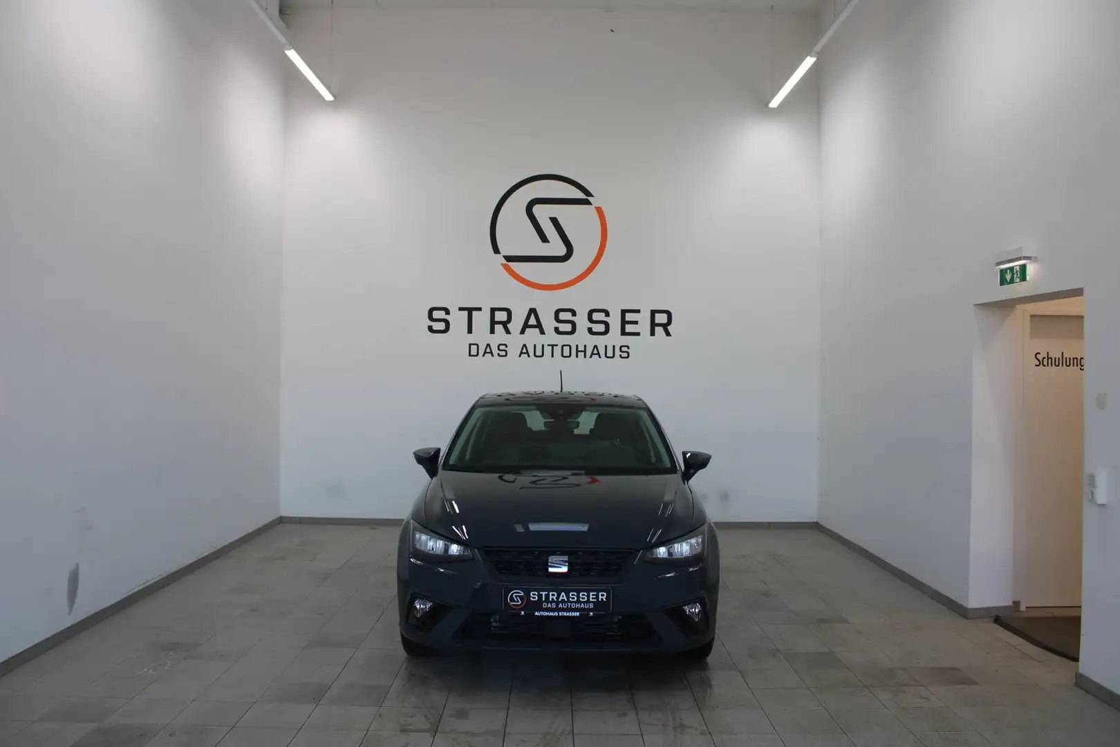 SEAT Ibiza Reference 1.0 TSI Grau - 2