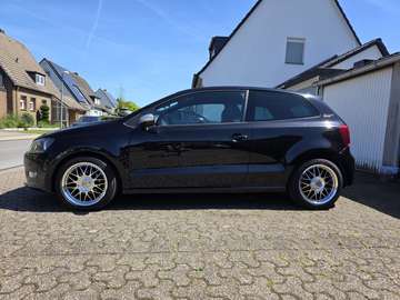6R Black Edition