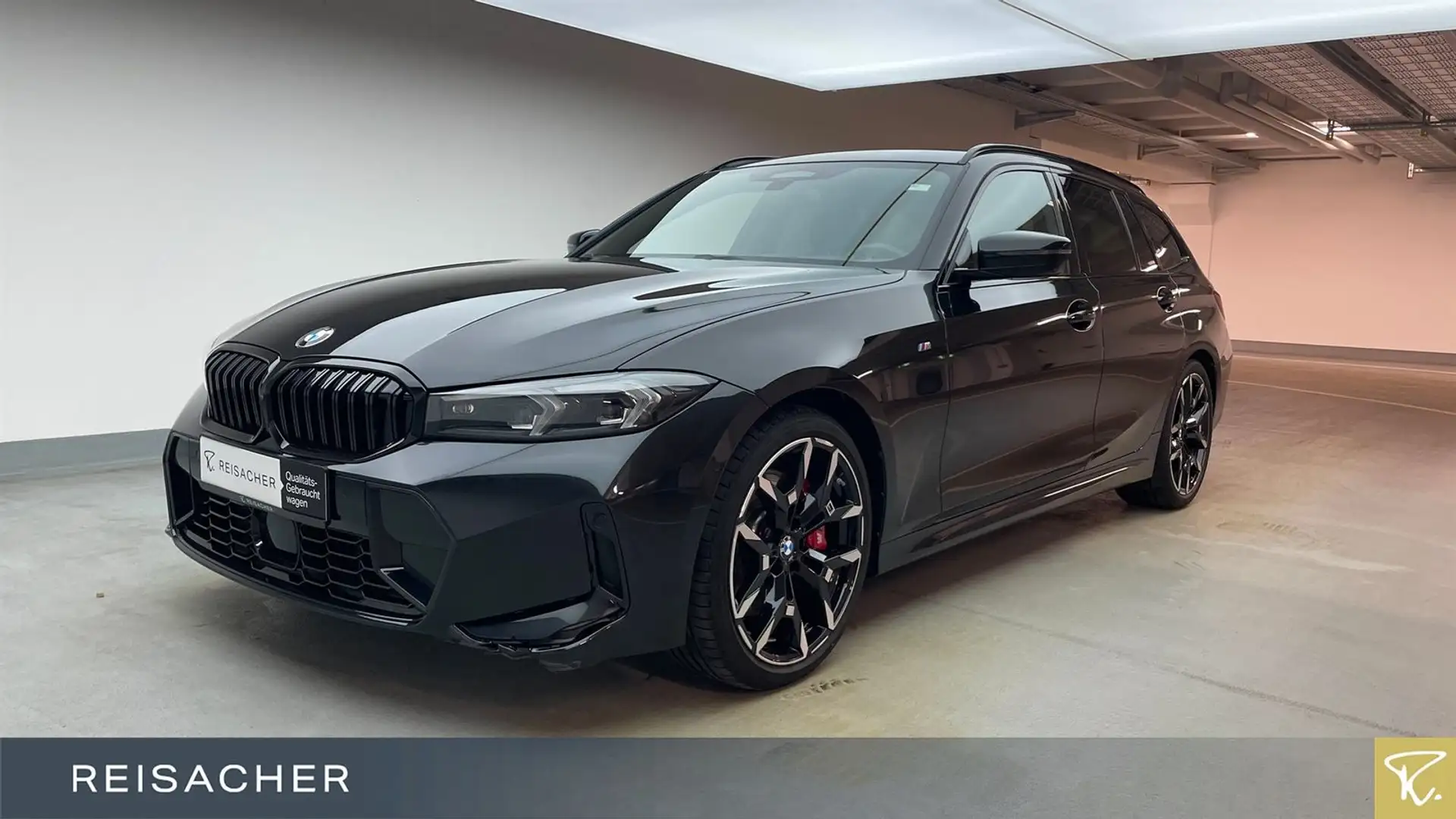 BMW 330 i A xDrive Tou M-Sport PRO,AHK,DAProf,PA+,HUD Schwarz - 1