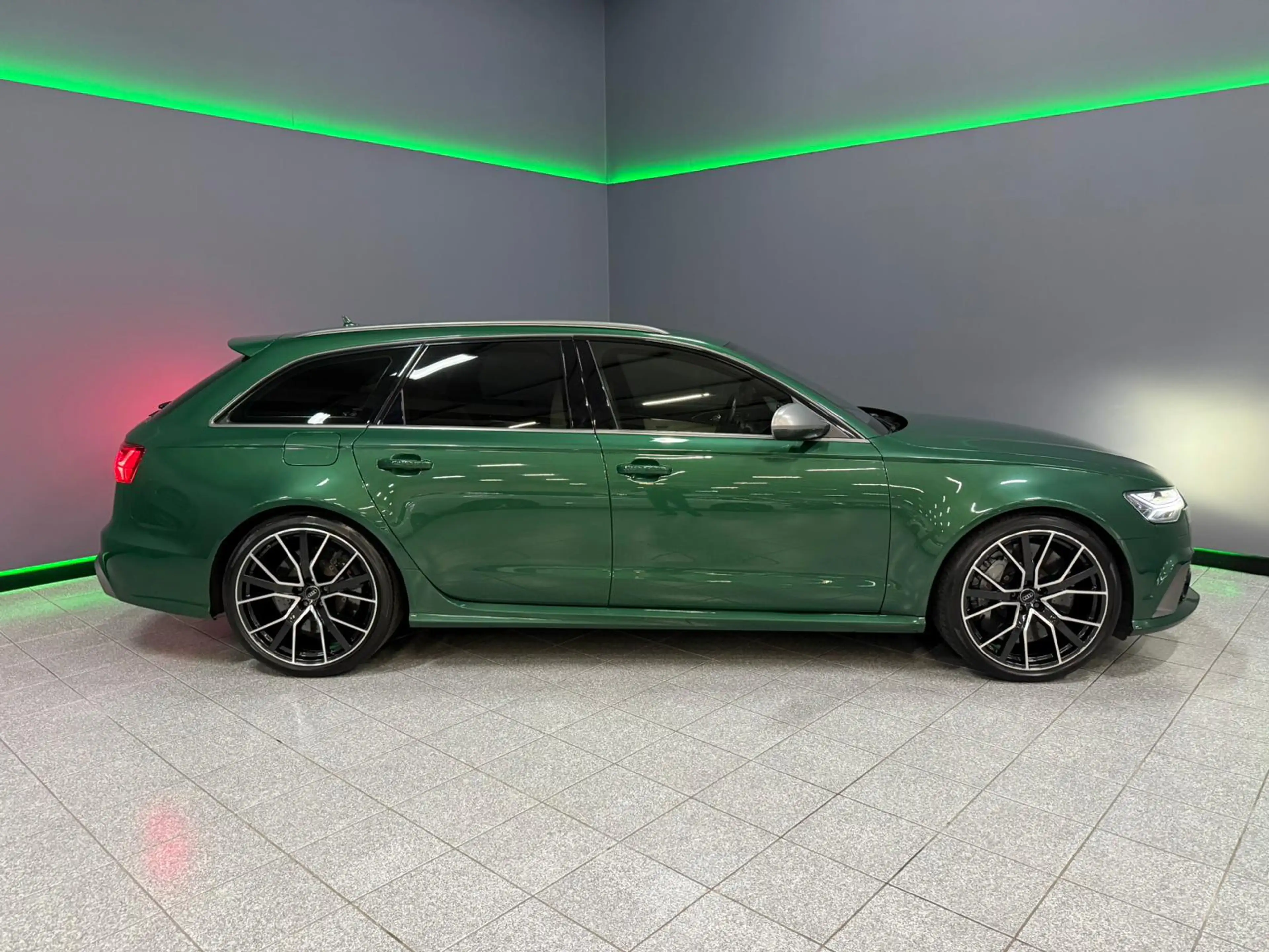 Audi RS6 Performance 4.0 TFSI quattro Pro Line Plus | Audi — photo 5