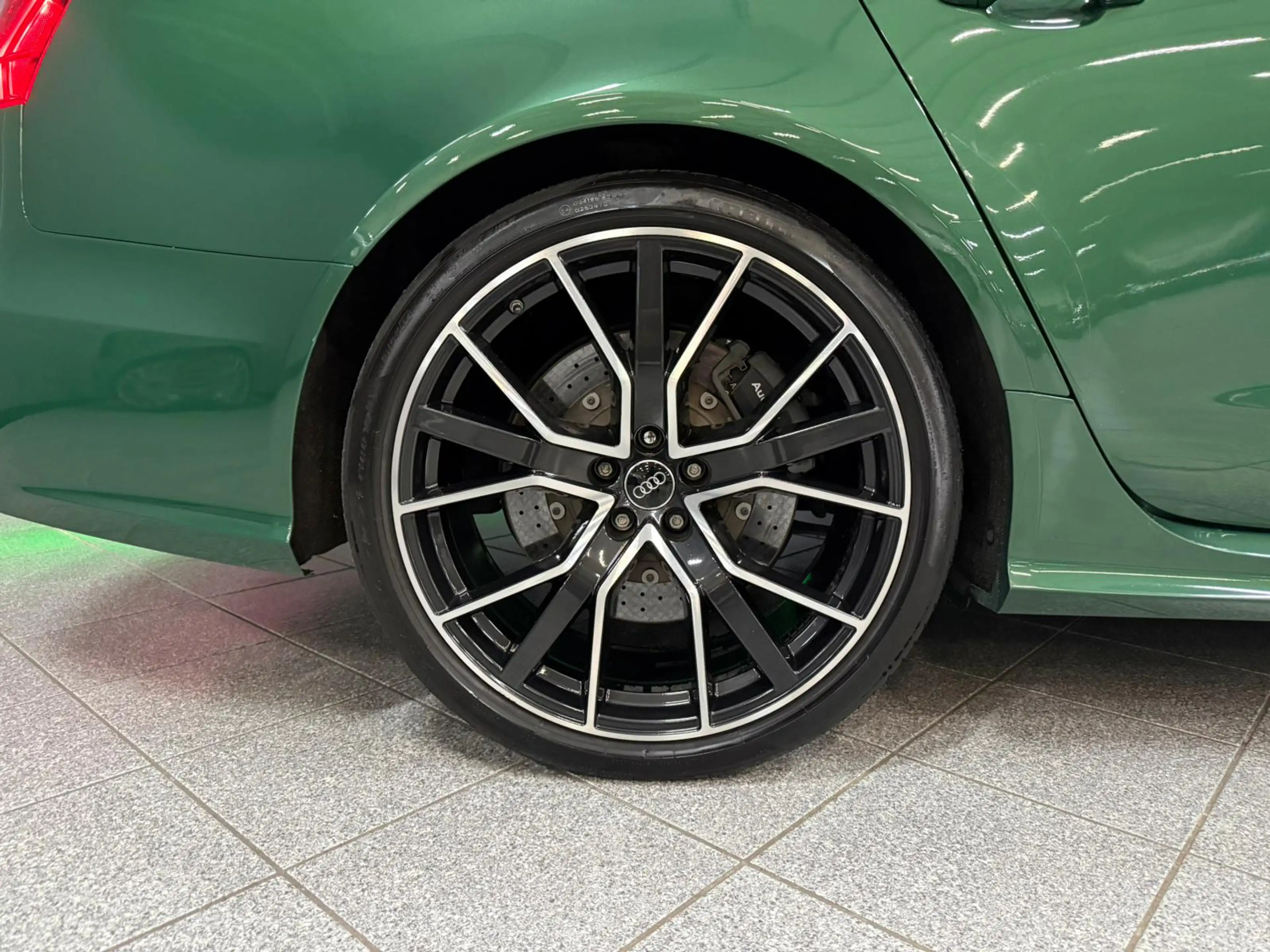 Audi RS6 Performance 4.0 TFSI quattro Pro Line Plus | Audi — photo 9