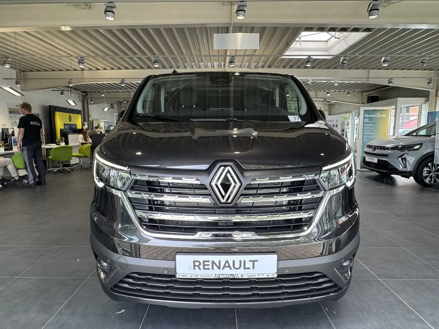 Renault Trafic Pkw Grand Spaceclass Blue dCi 170 EDC Schwarz - 2