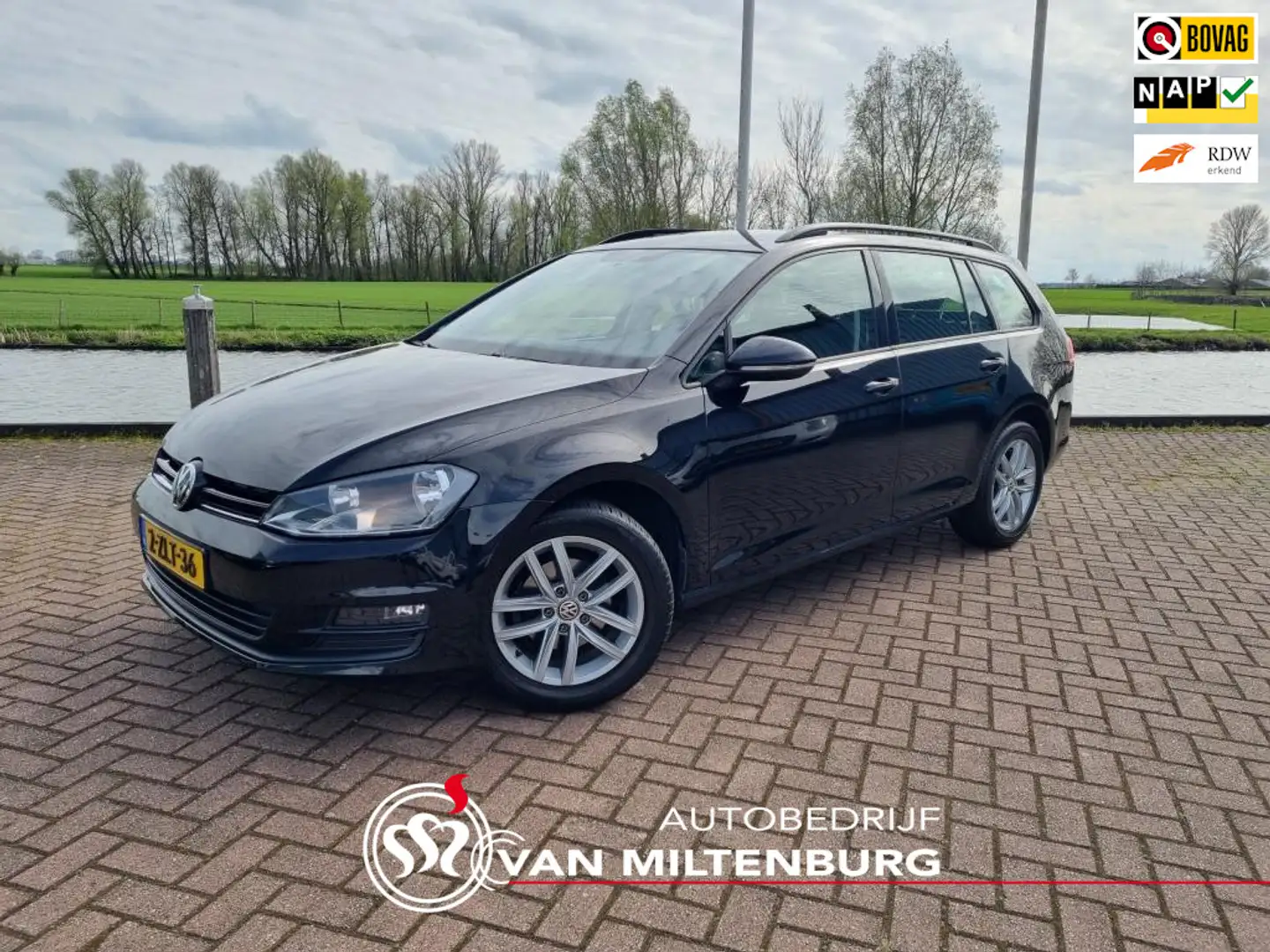 Volkswagen Golf Variant 1.2 TSI Trendline Airco IsoFix Negro - 1