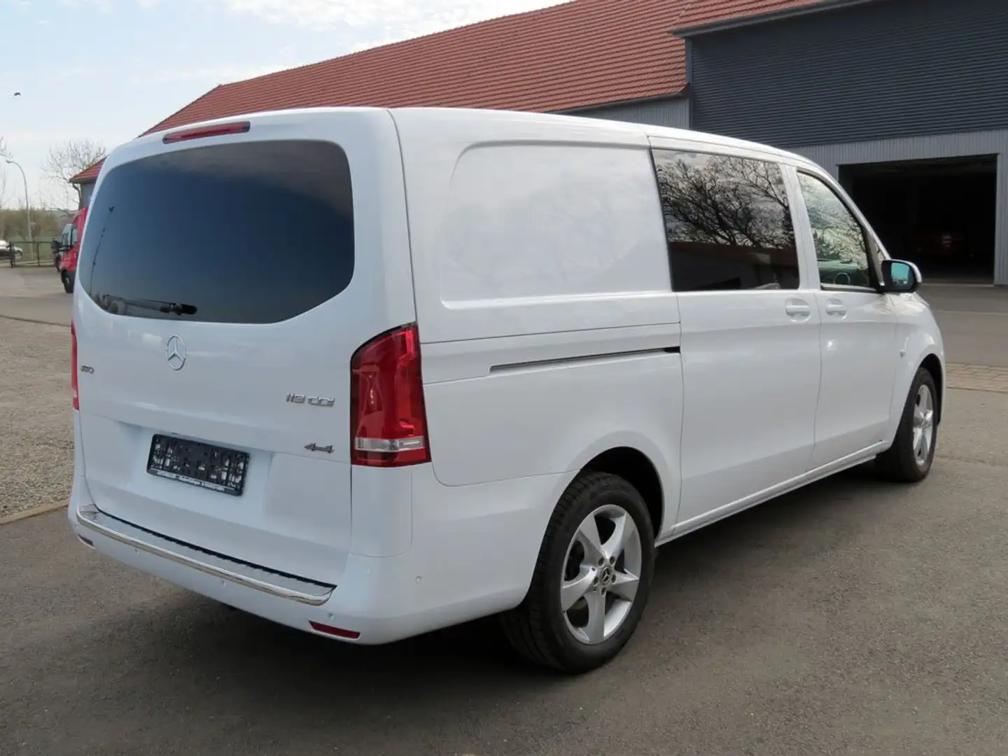 Mercedes-Benz Vito Mixto 119 CDI/BT 4MATIC lang LED Navi Kamera Weiß - 2