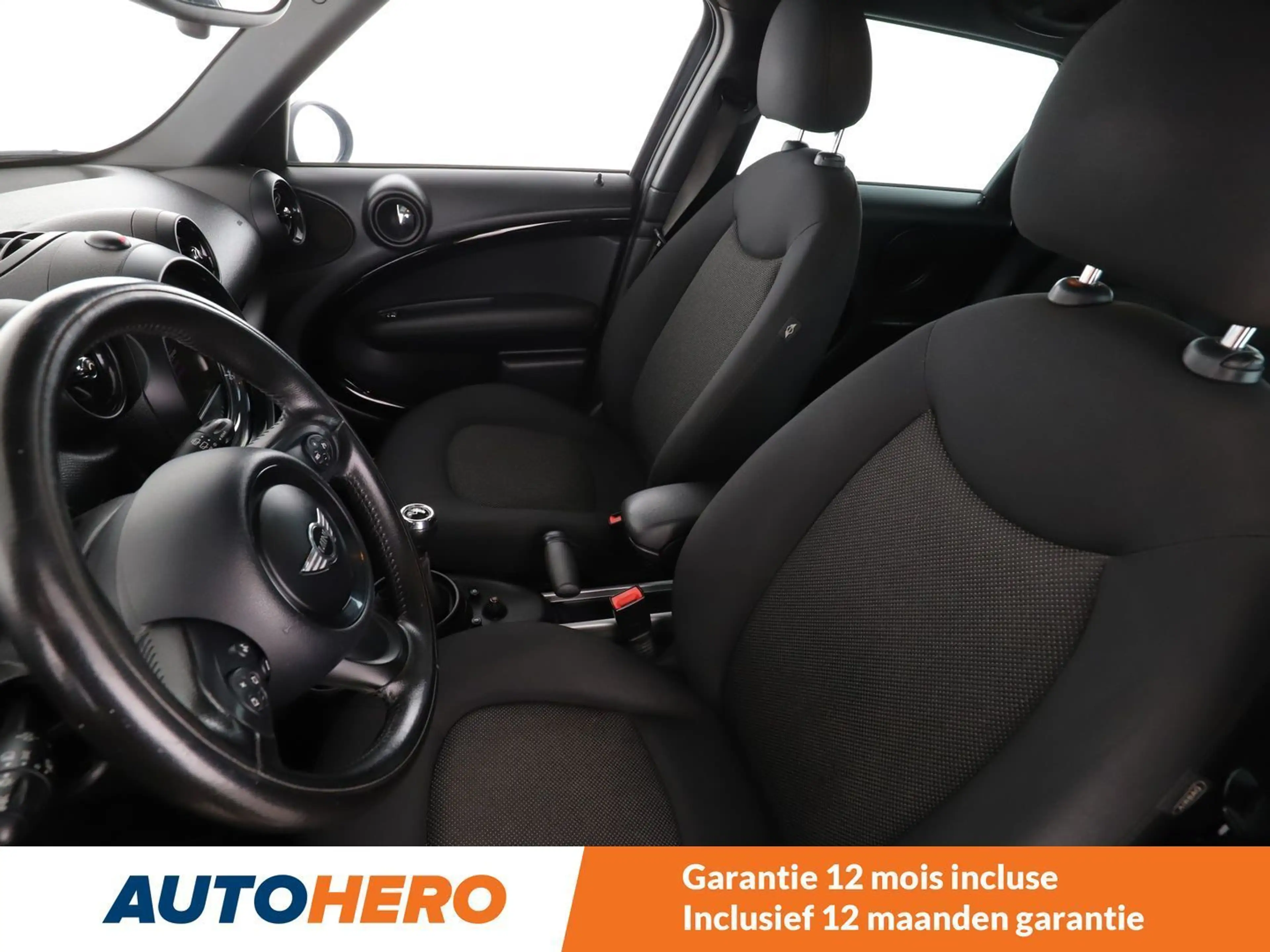 MINI One D Countryman One D — photo 15