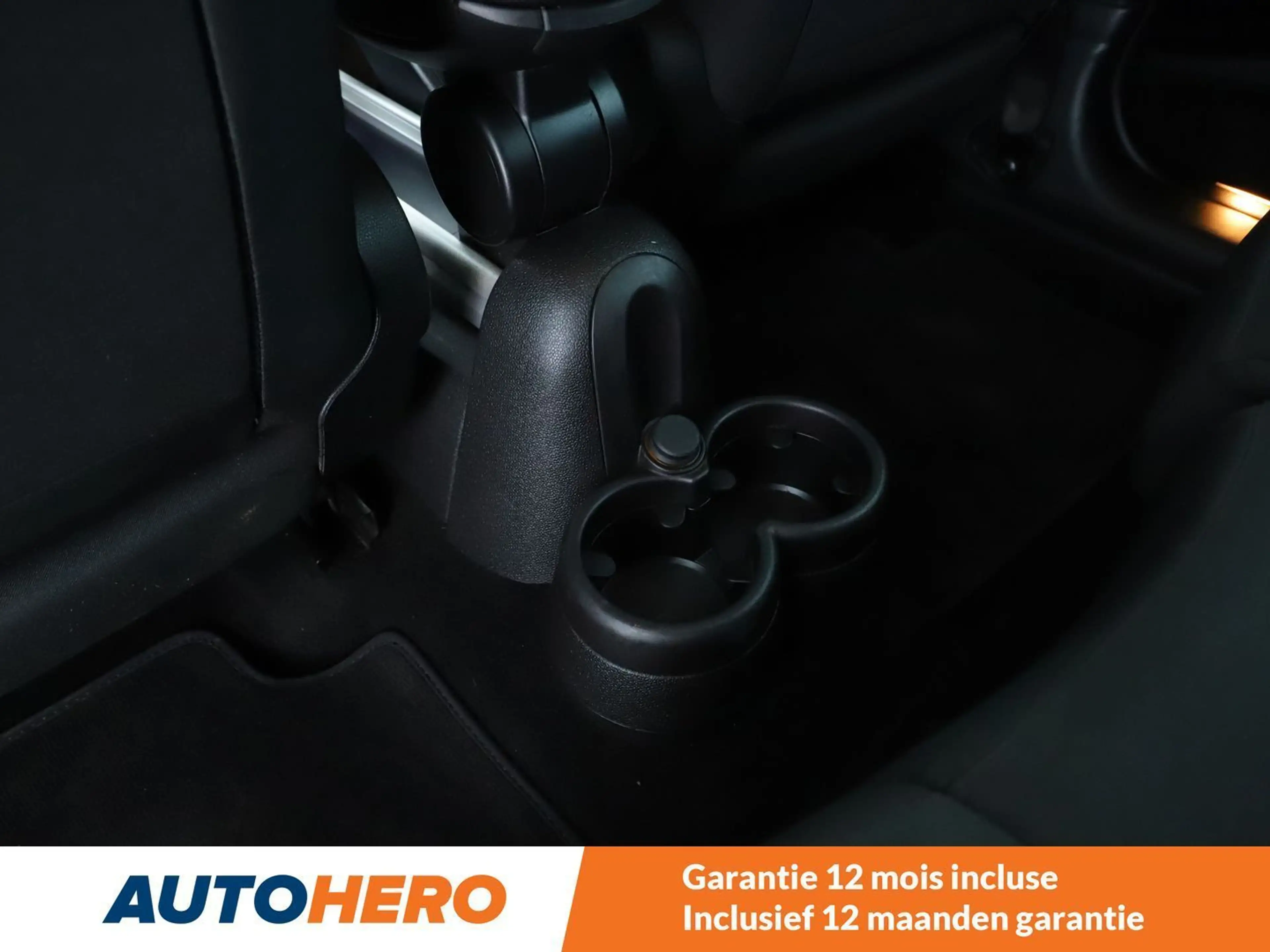MINI One D Countryman One D — photo 14