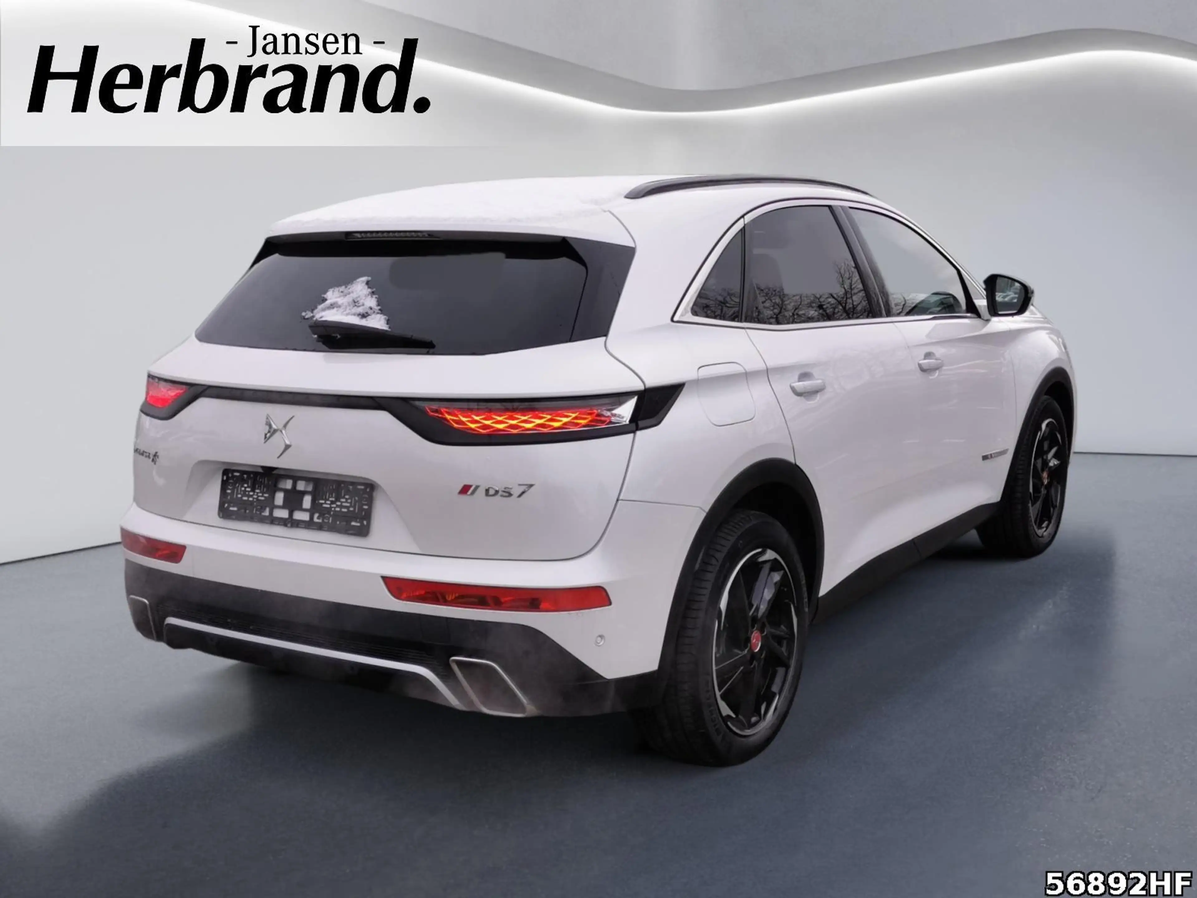 DS Automobiles DS 7 Hybrid 4x4, Performance Line — photo 3