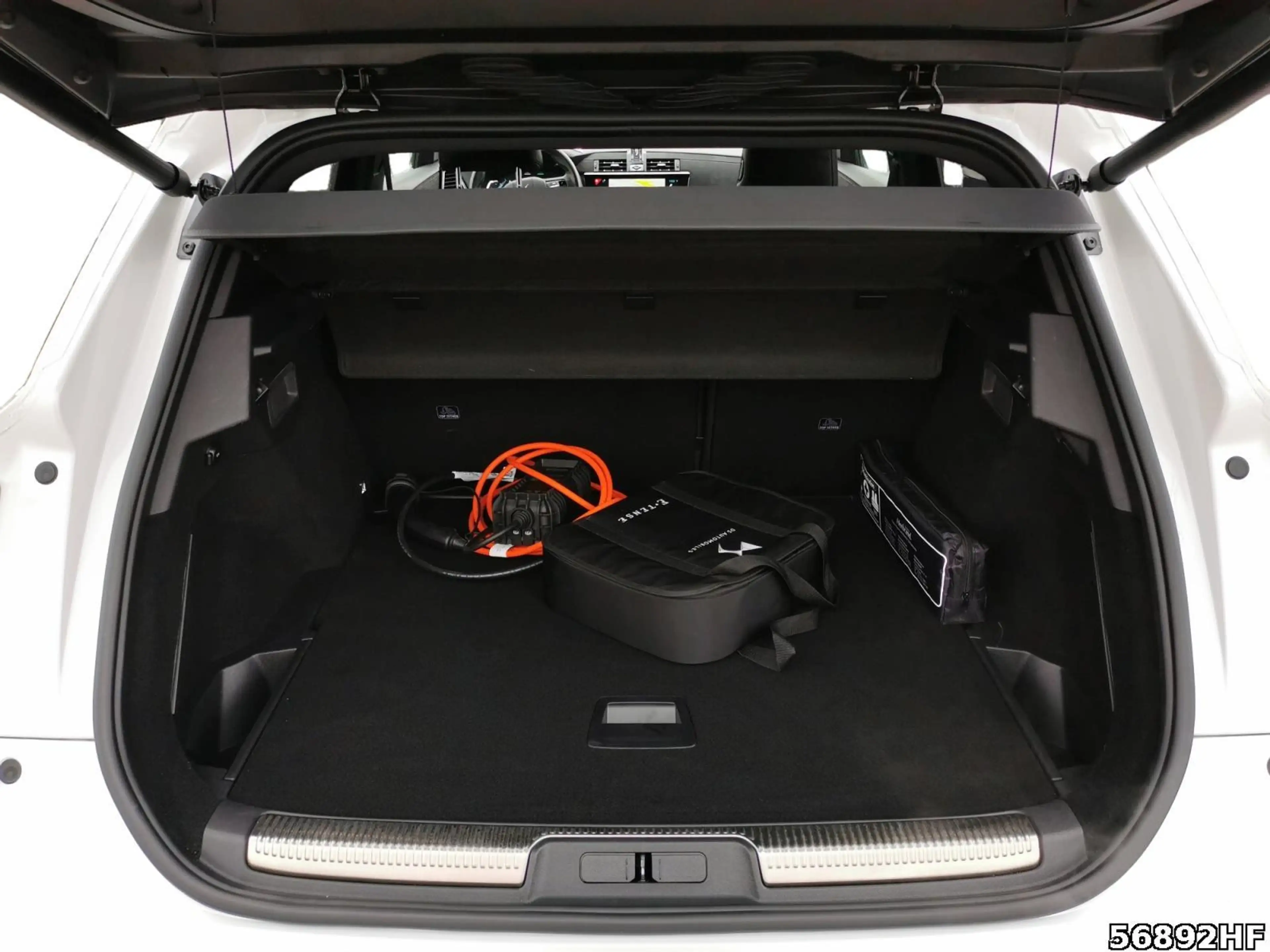 DS Automobiles DS 7 Hybrid 4x4, Performance Line — photo 6