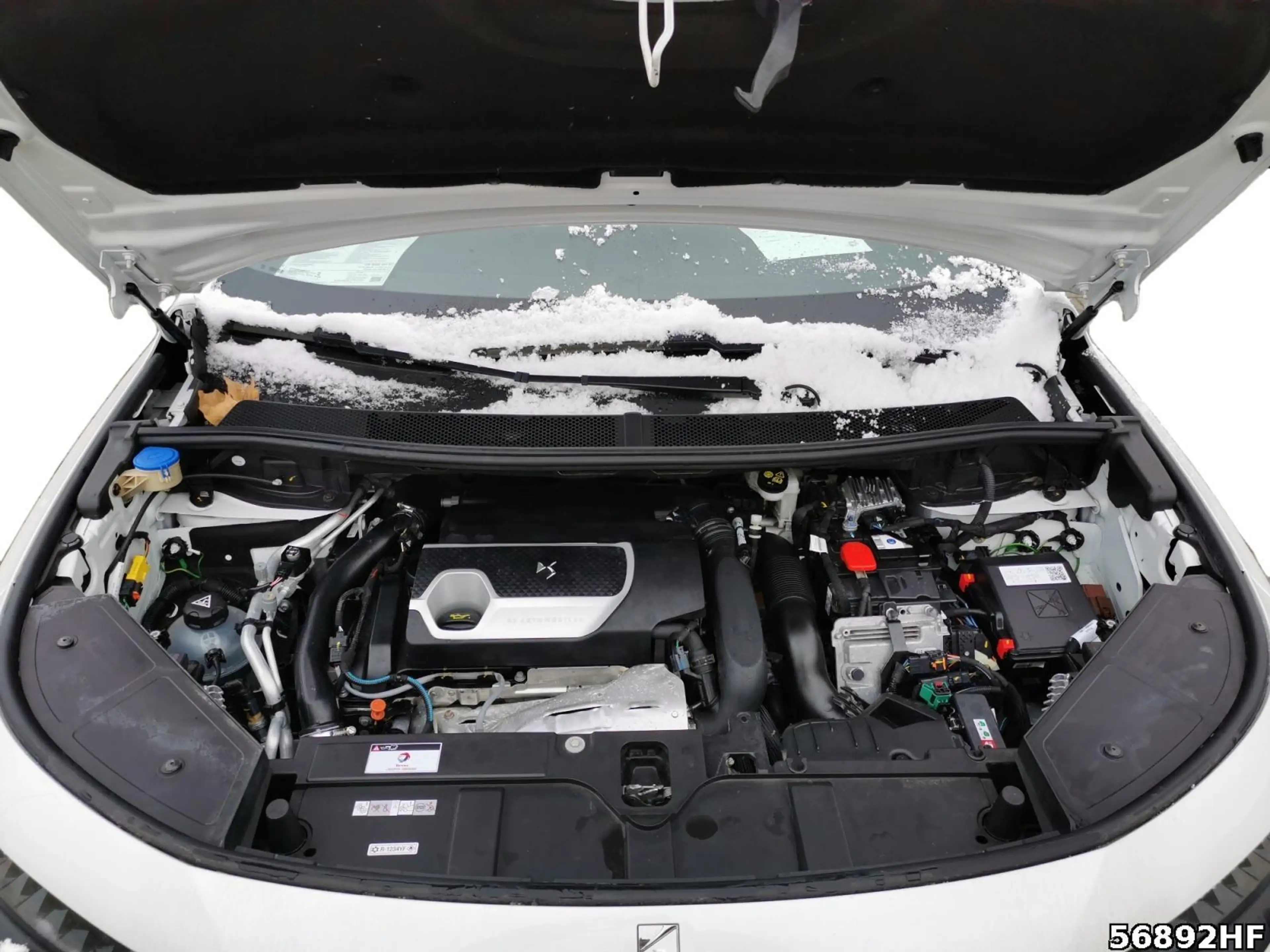 DS Automobiles DS 7 Hybrid 4x4, Performance Line — photo 7