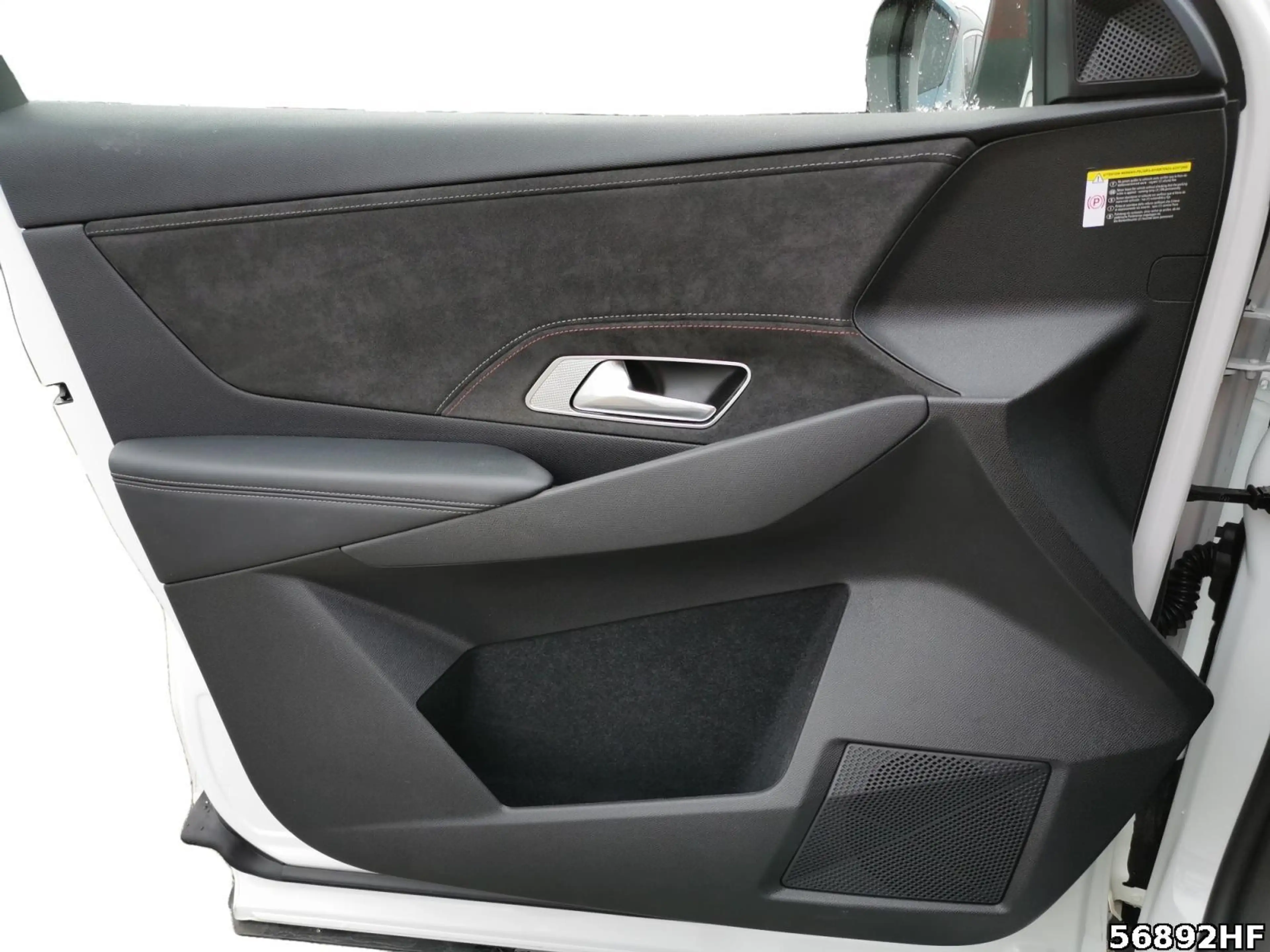 DS Automobiles DS 7 Hybrid 4x4, Performance Line — photo 14