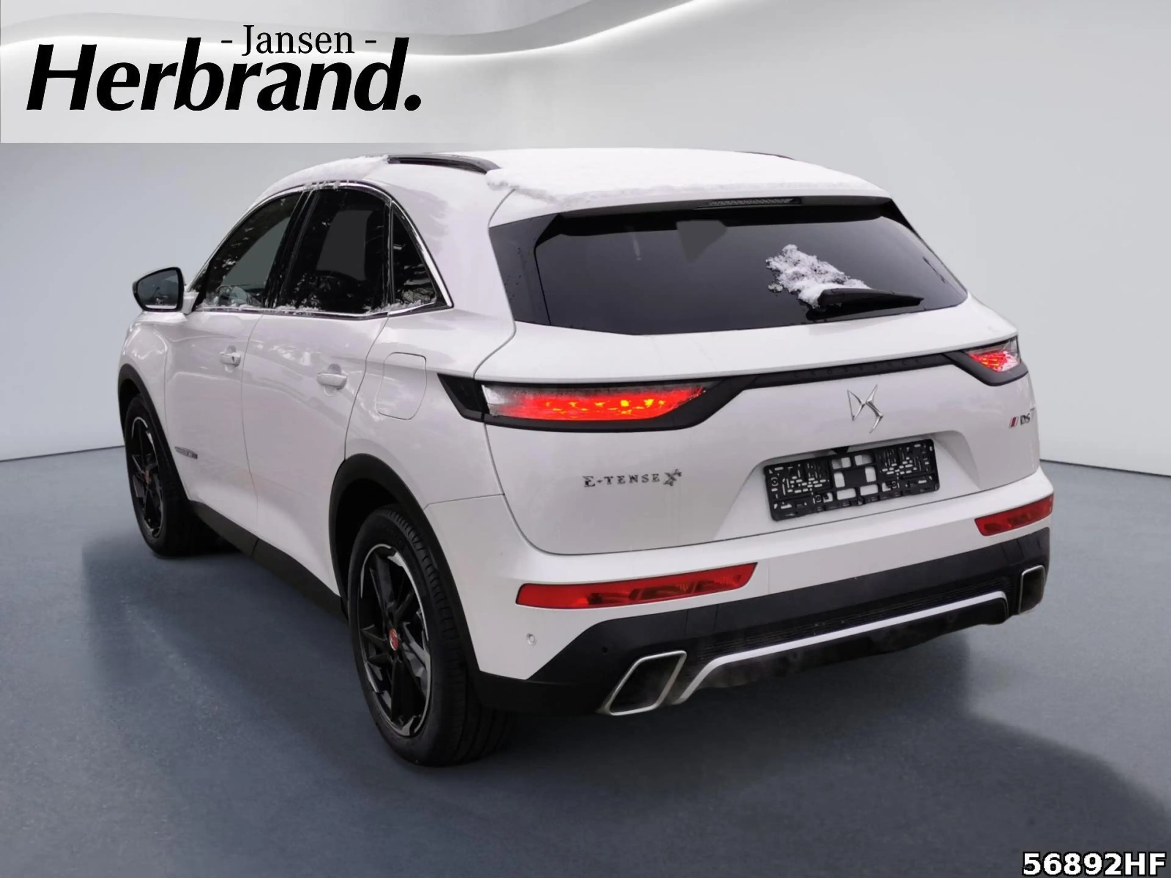 DS Automobiles DS 7 Hybrid 4x4, Performance Line — photo 4