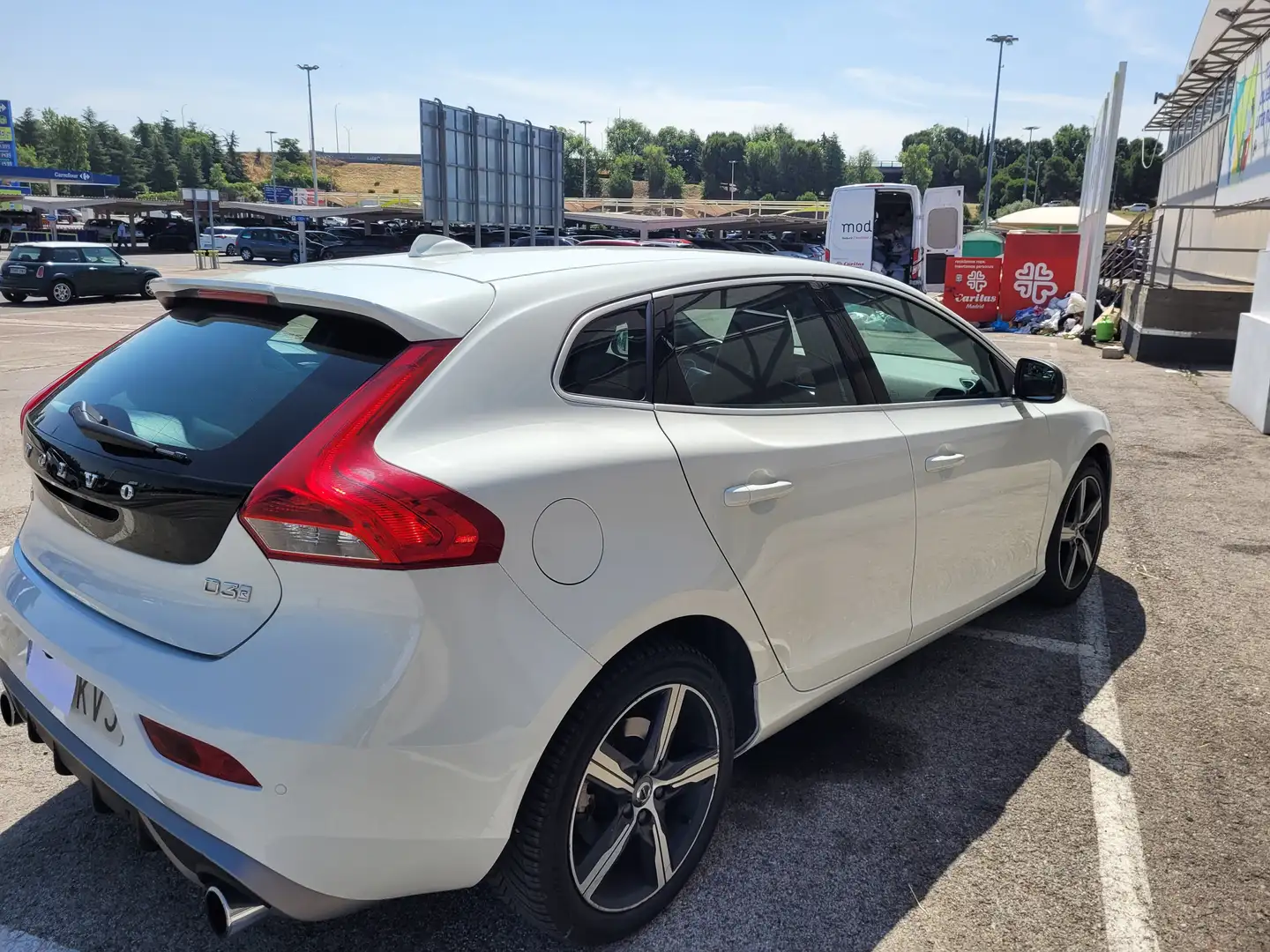 Volvo V40 V40 D3 R-Design Momentum Aut. 150 (4.75) Blanco - 2