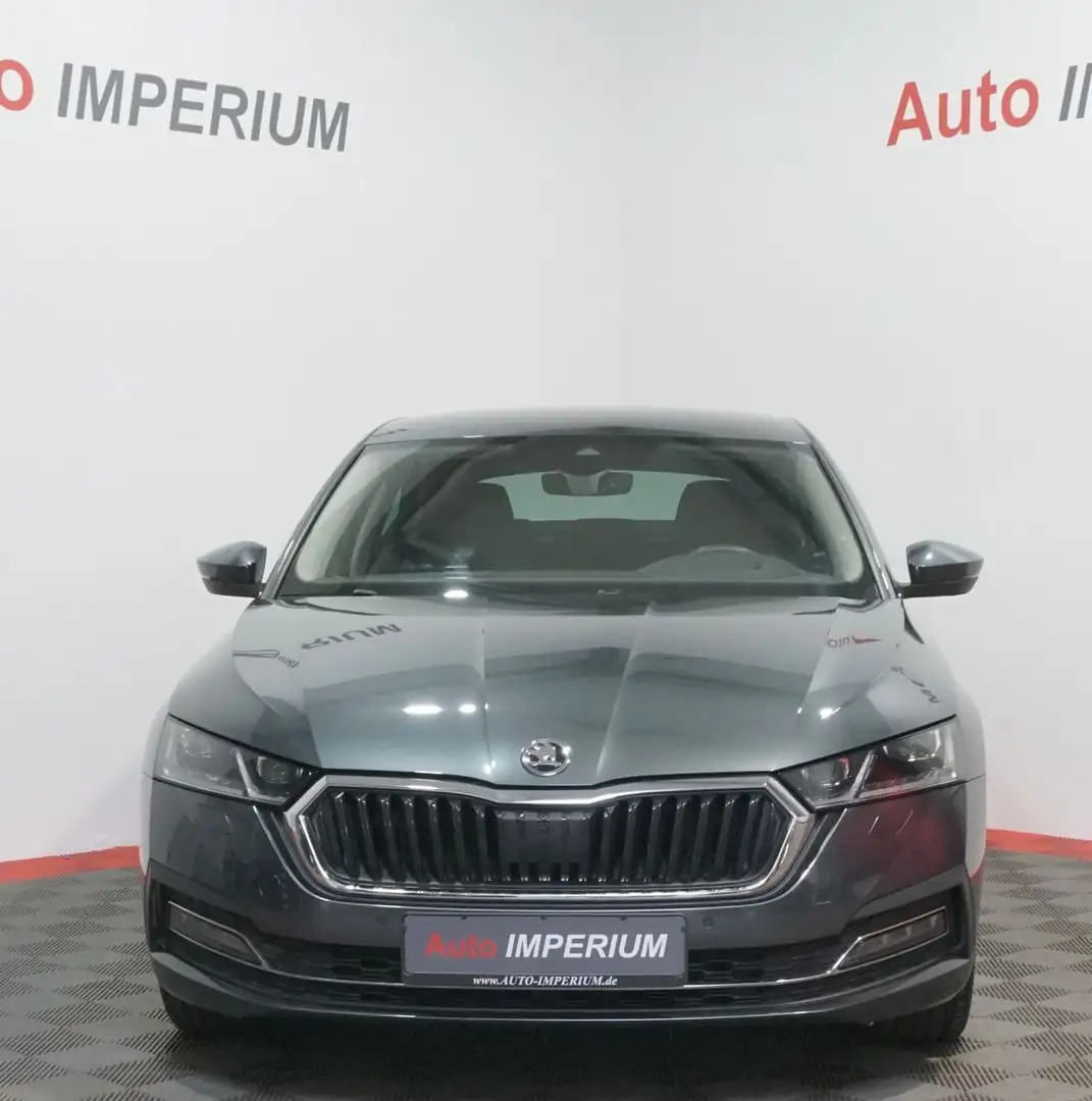 Skoda Octavia Lim. Style 2.0 TDI *AHK*RFK*ACC* Grau - 2